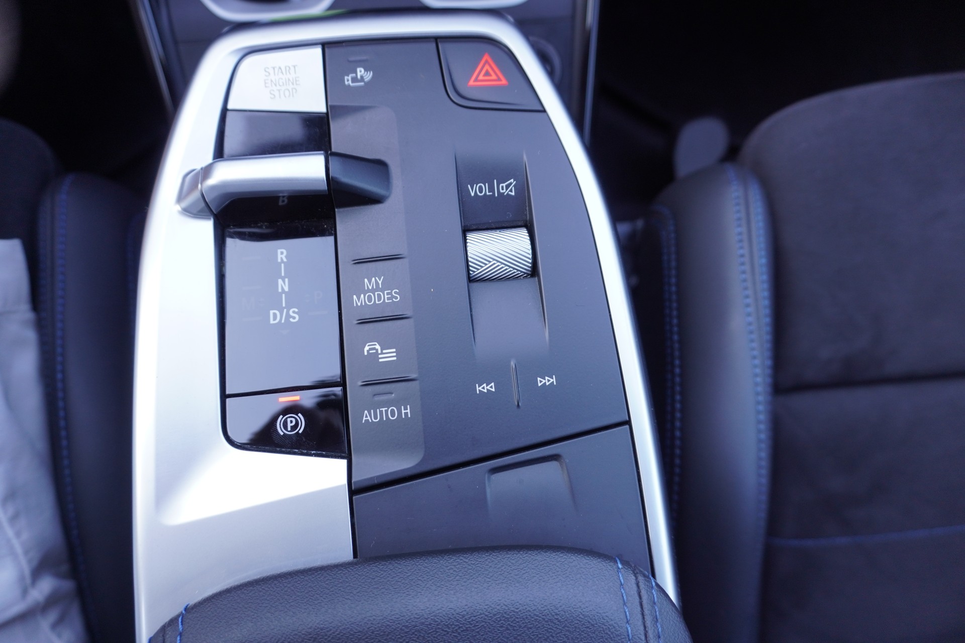 BMW X1 xDrive 25e M Sport-image-30