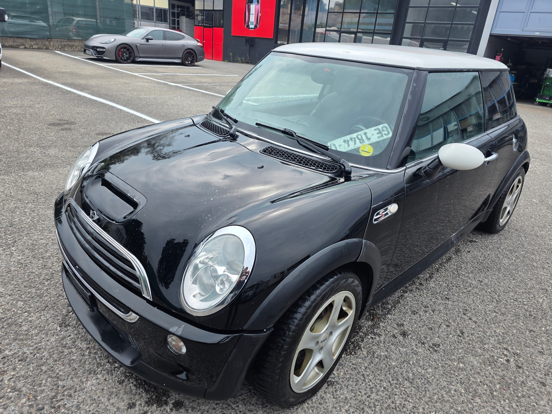 MINI Mini Cooper S-image-1