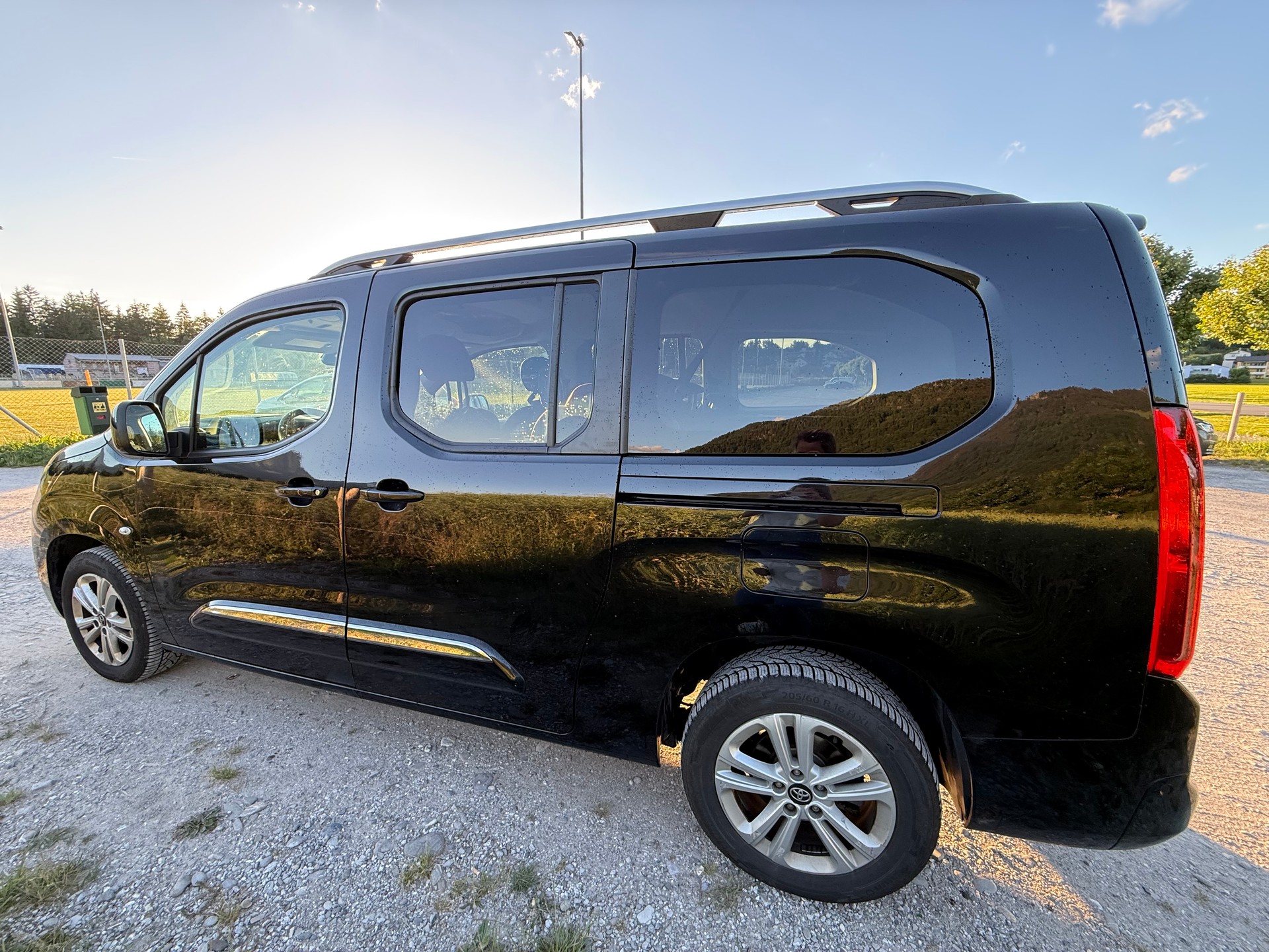 TOYOTA PROACE CITY VERSO-image-0