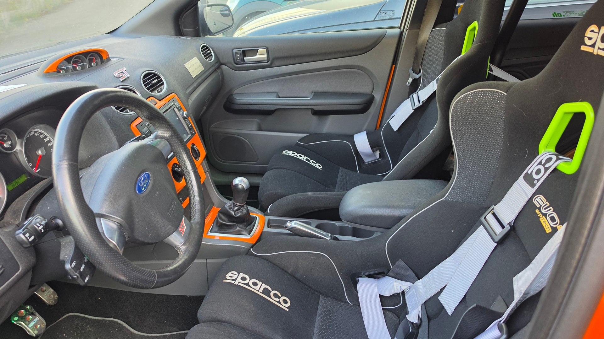 FORD Focus 2.5 Turbo ST-image-15