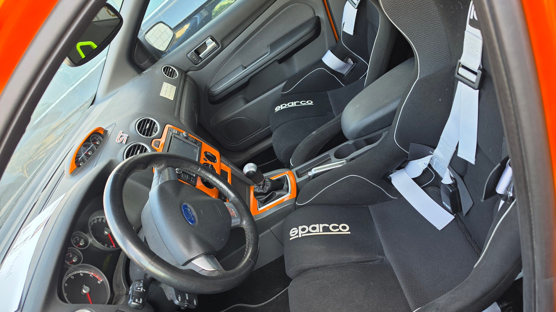 FORD Focus 2.5 Turbo ST-image-11