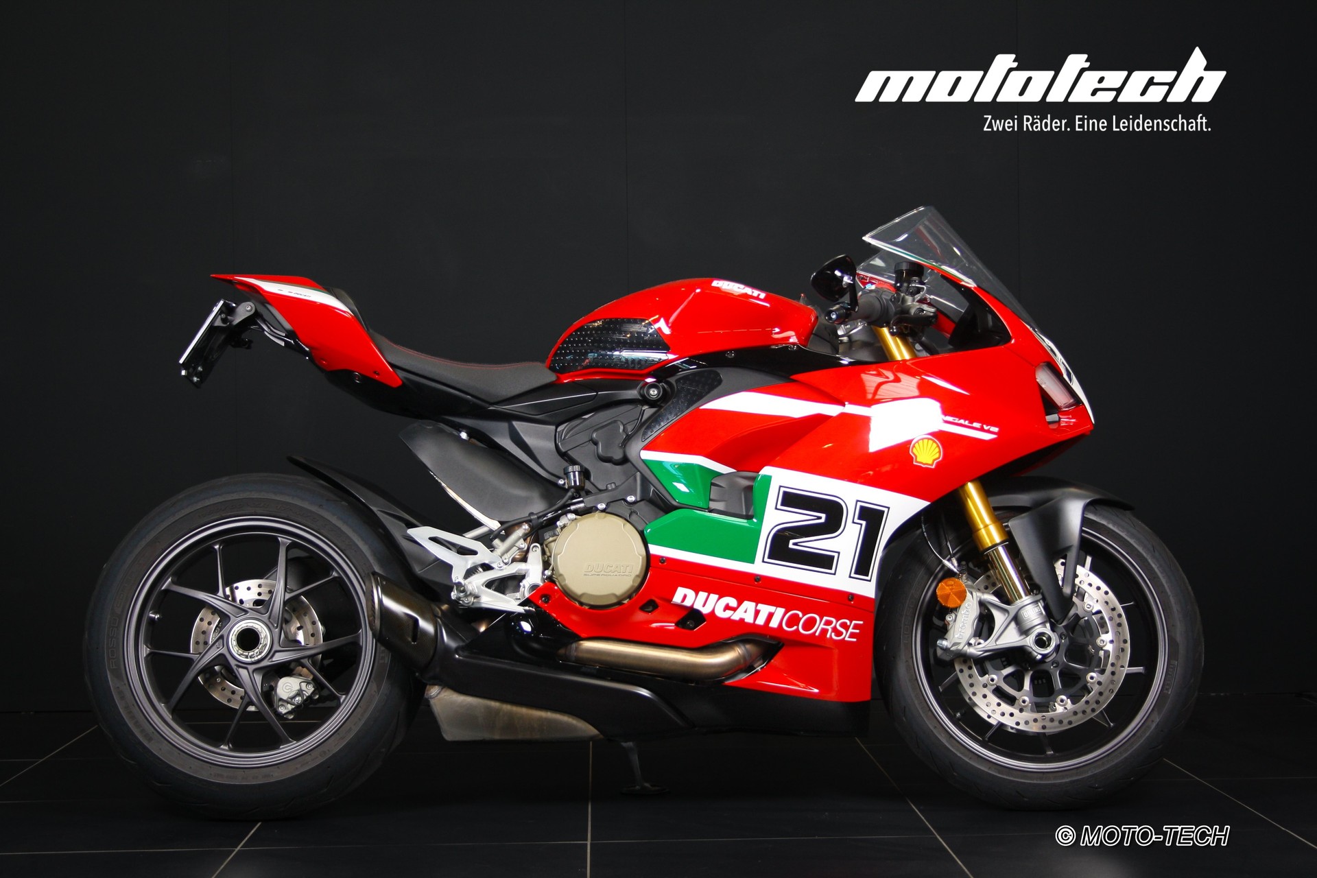 DUCATI Panigale V2 Bayliss 1st Champion 20th Anniversary-showroom-element-1