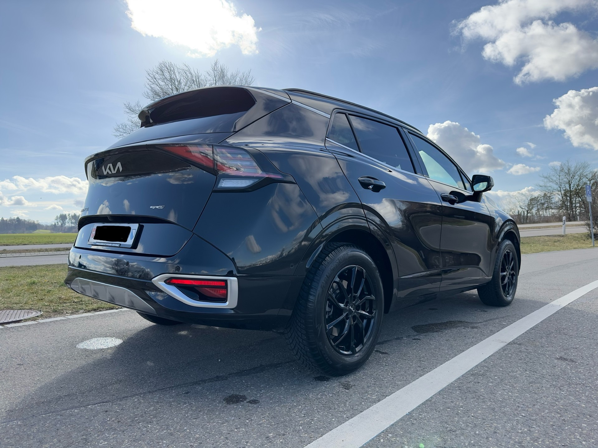 KIA 1.6 T-GDi Hybrid GT-Line-image-1