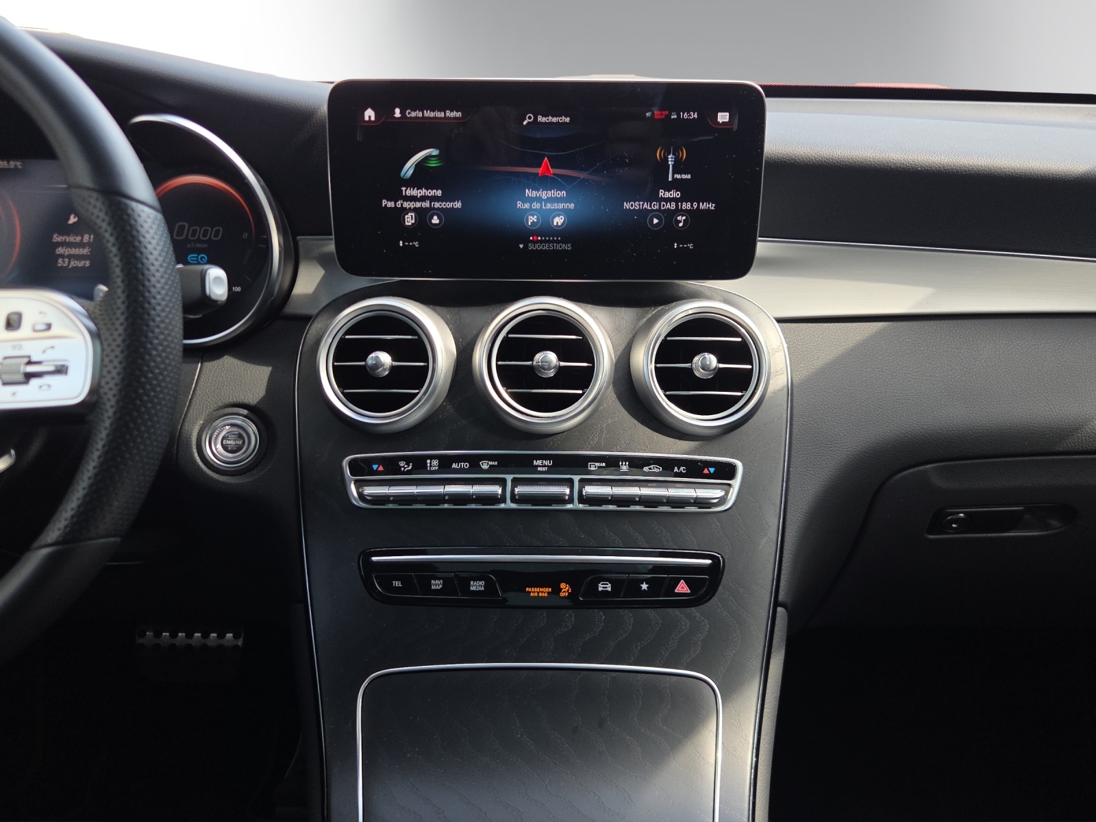 MERCEDES-BENZ GLC 300 e AMG Line Plus 4Matic 9G-Tronic-image-12