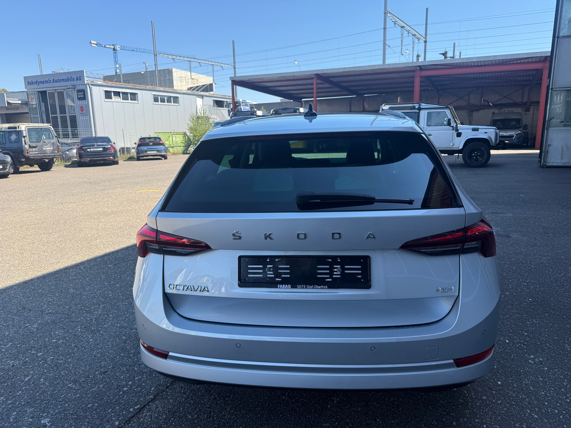 SKODA 2.0 TDI Ambition 4x4 DSG-image-5