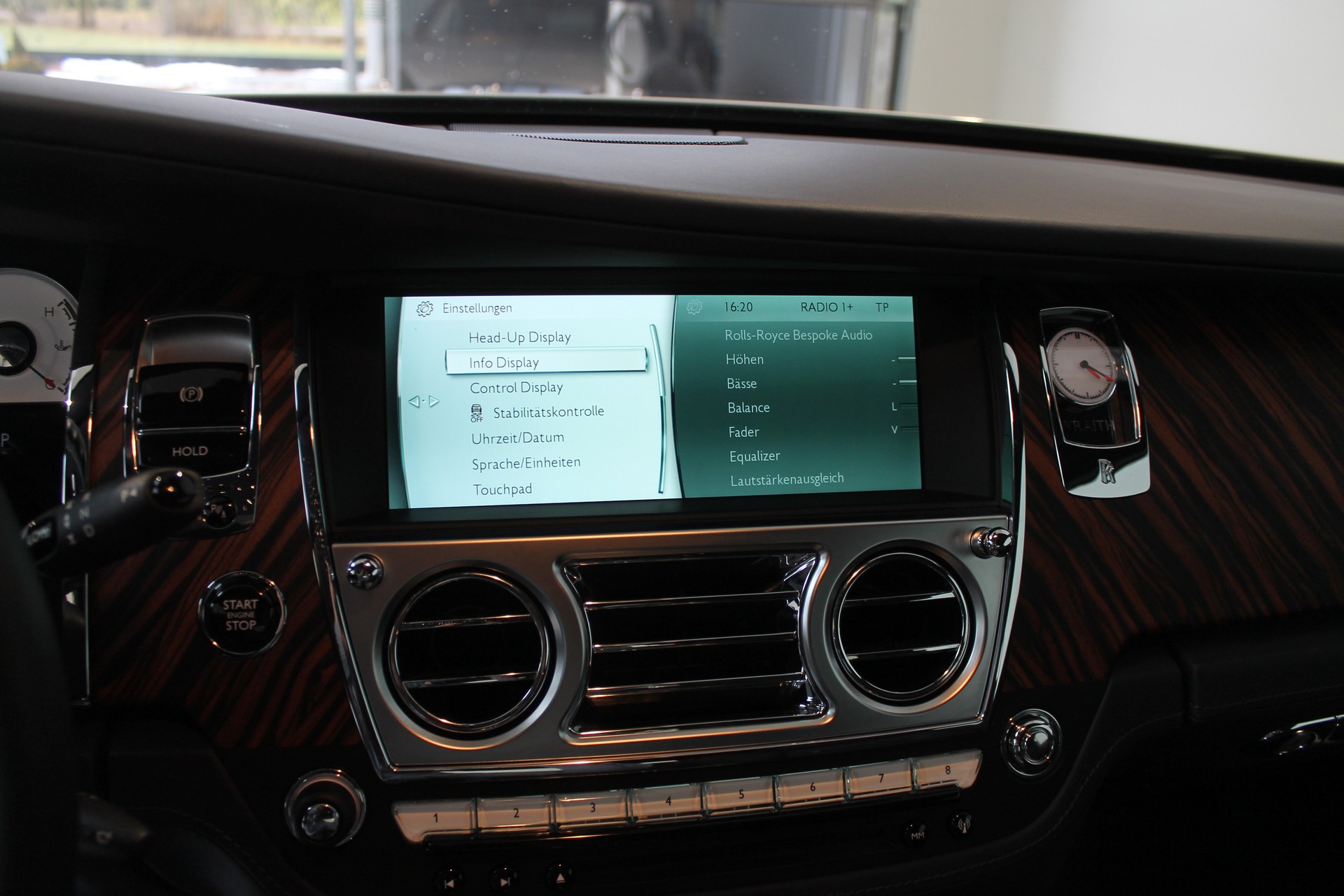 ROLLS-ROYCE Wraith 6.6 V12-image-8