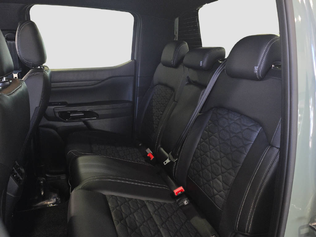 FORD Ranger D-Kab. Pick-up 3.0 EcoBlue 240 PS Platinum 4x4-image-13