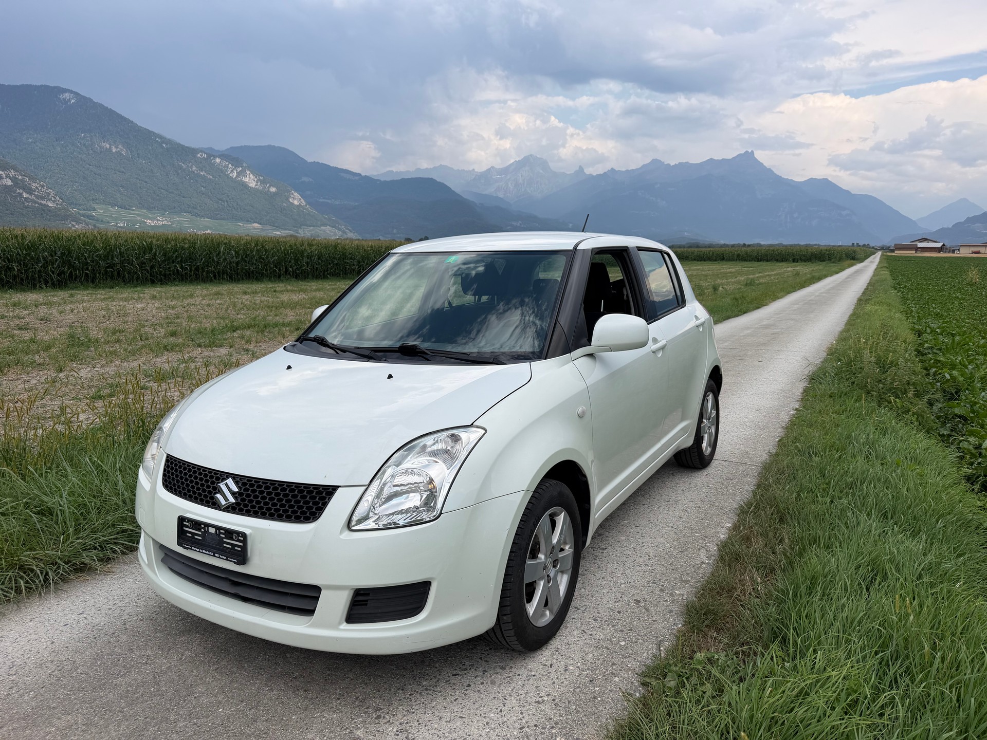 SUZUKI Swift 1.3i 16V GL Top 4x4-image-2