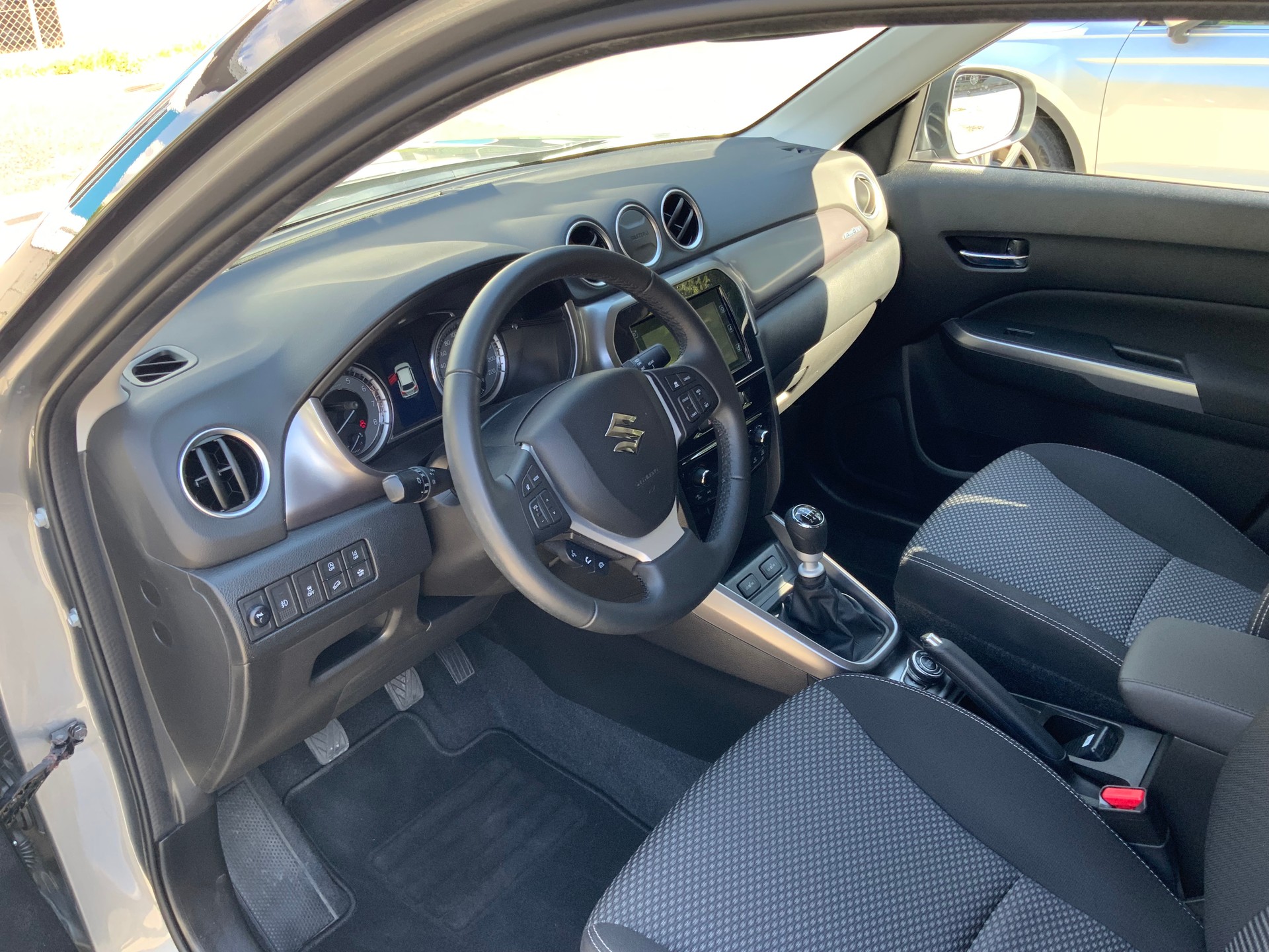 SUZUKI 1.4 T Compact+ Hybrid 4x4-image-4