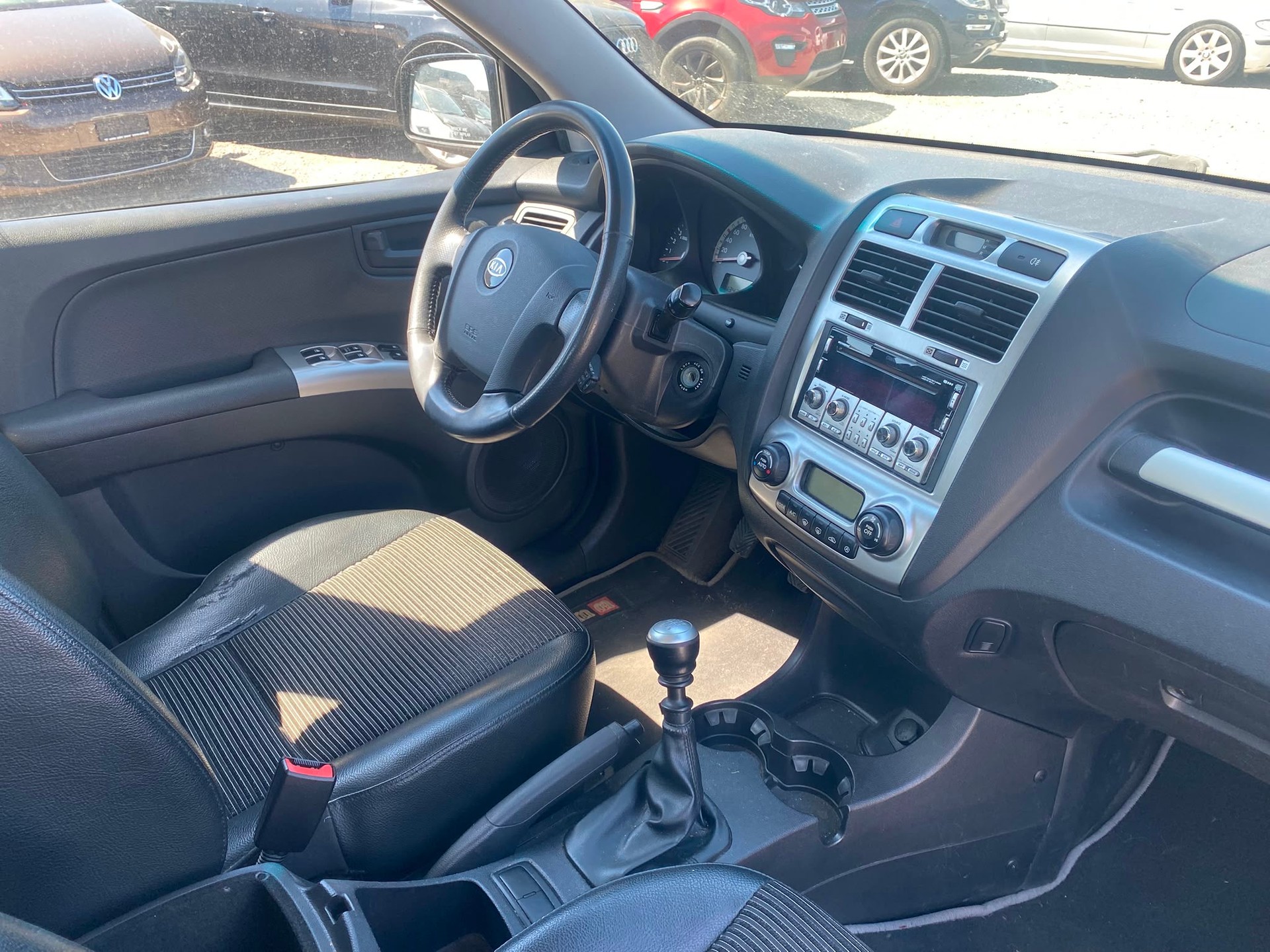KIA Sportage 2.0 CRDi Trend-image-7
