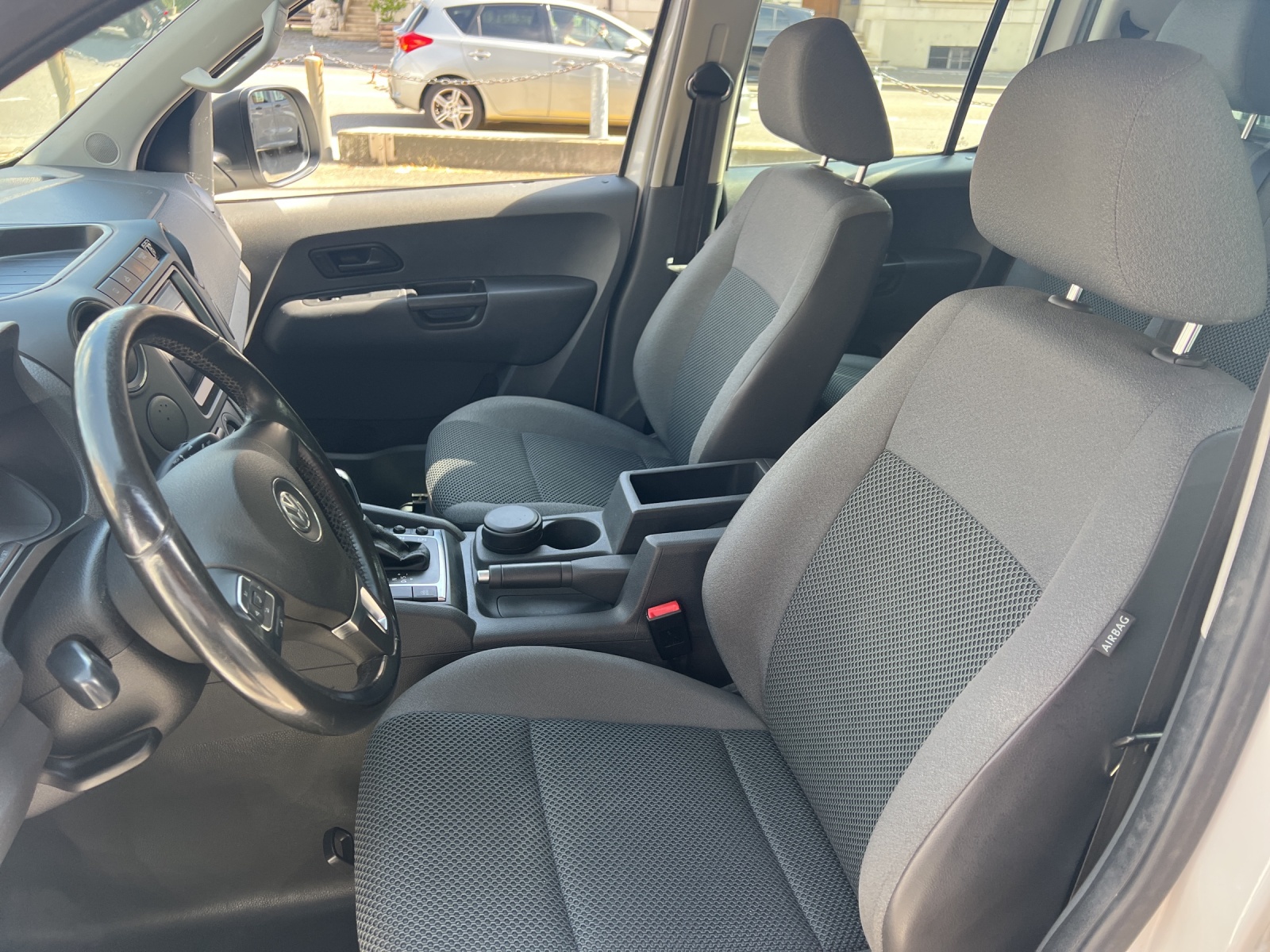 VW Amarok 2.0 BiTDI Startline 4Motion permanent A-image-6
