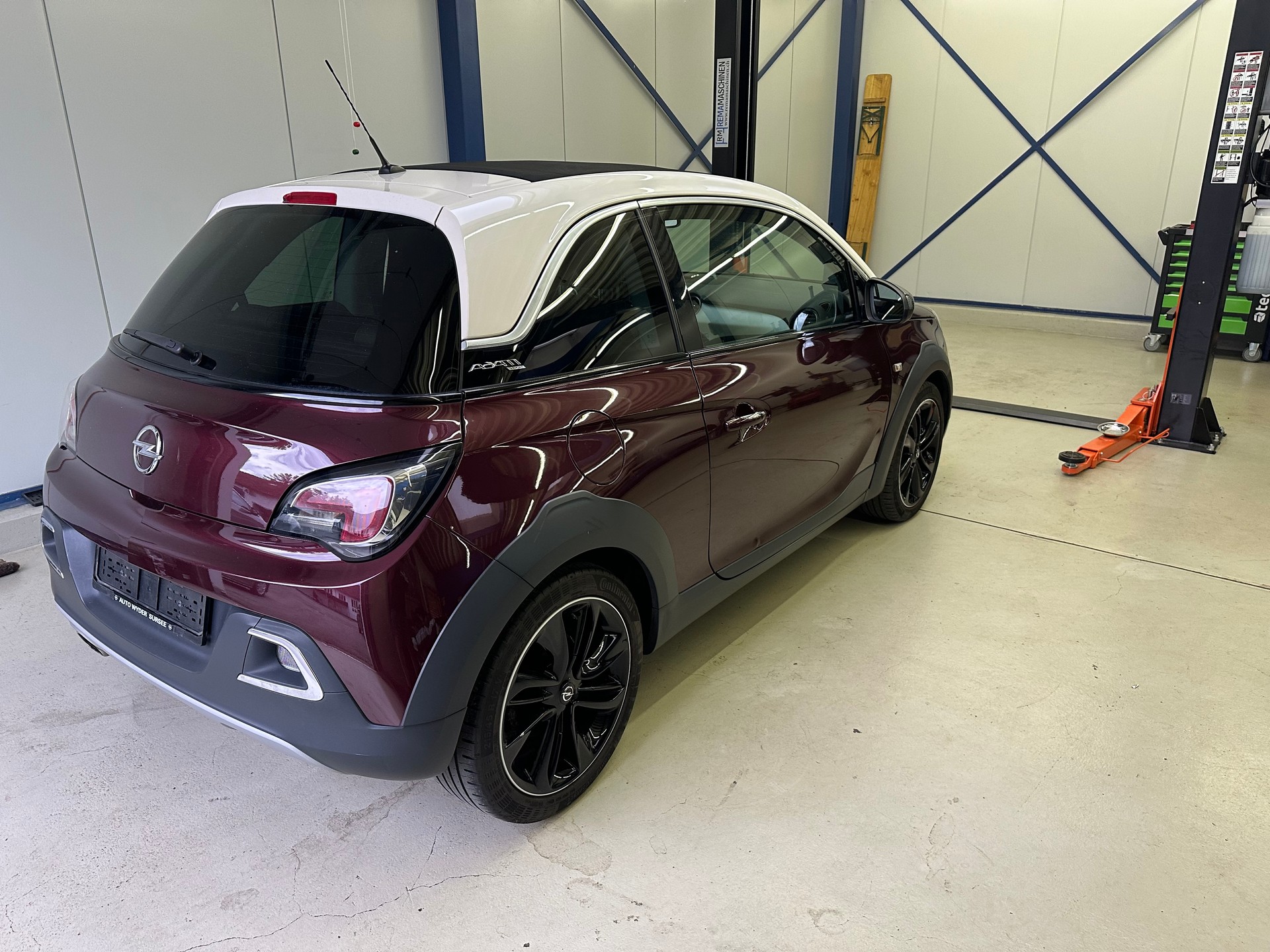 OPEL Adam 1.0 ecoFLEX Turbo ROCKS-image-3