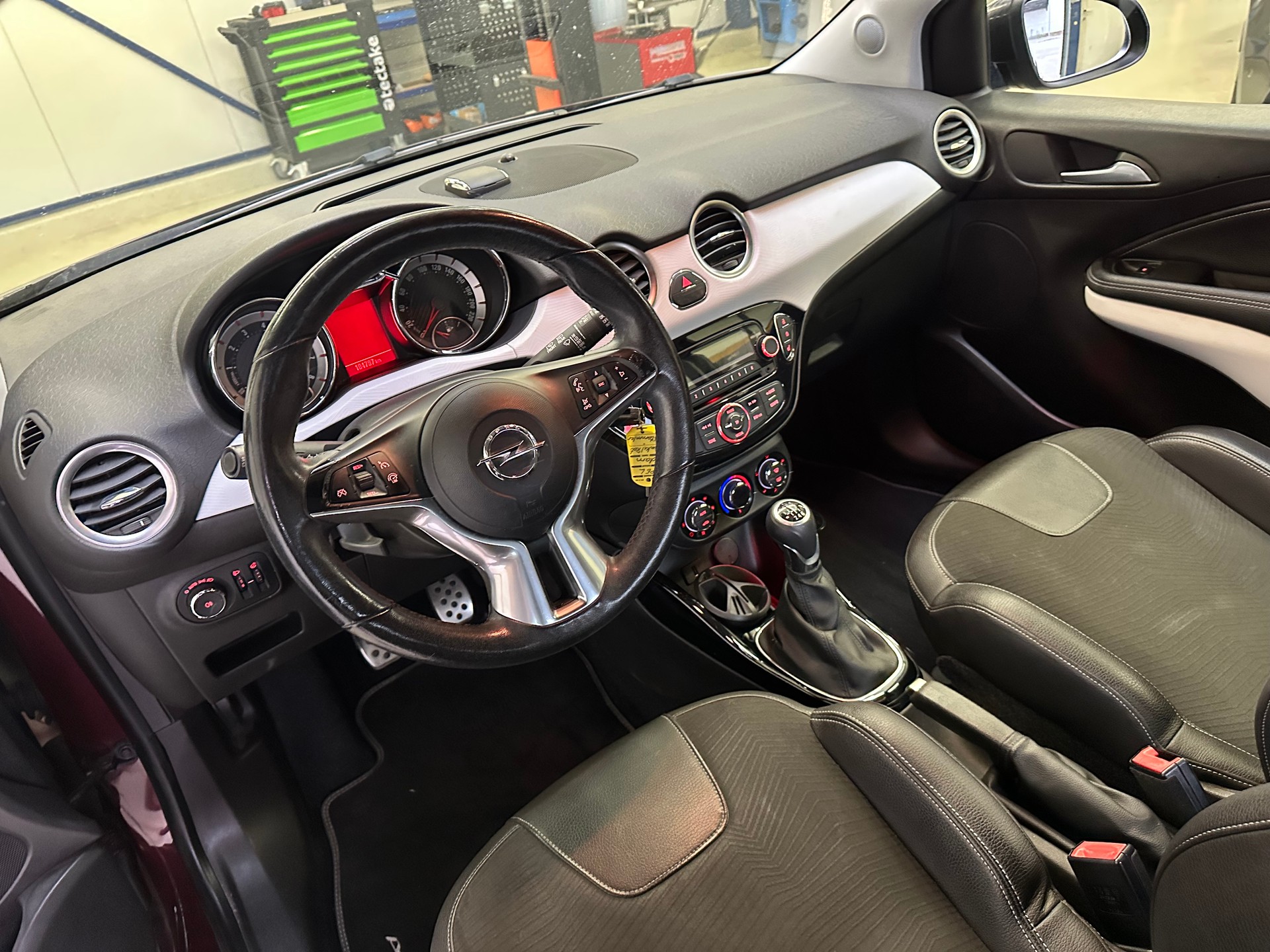 OPEL Adam 1.0 ecoFLEX Turbo ROCKS-image-8
