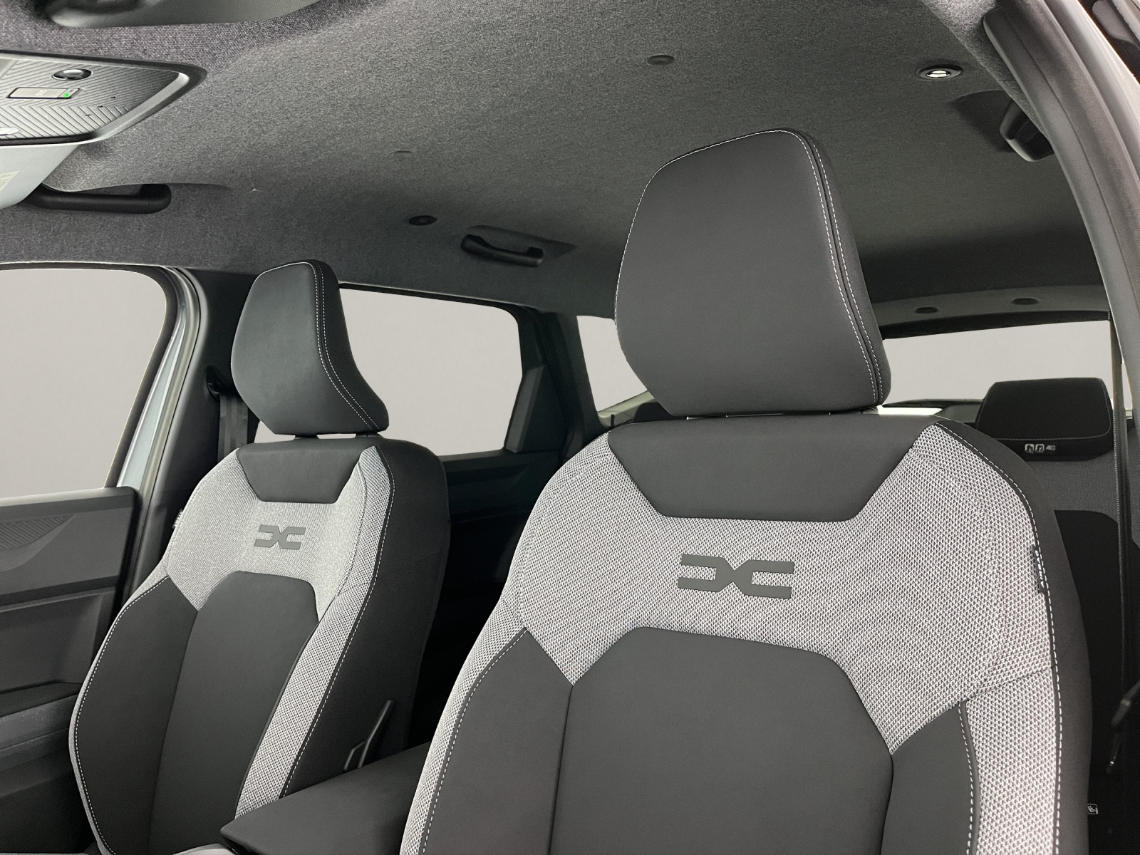 DACIA Bigster 1.2 Hybrid Journey 4WD-image-14