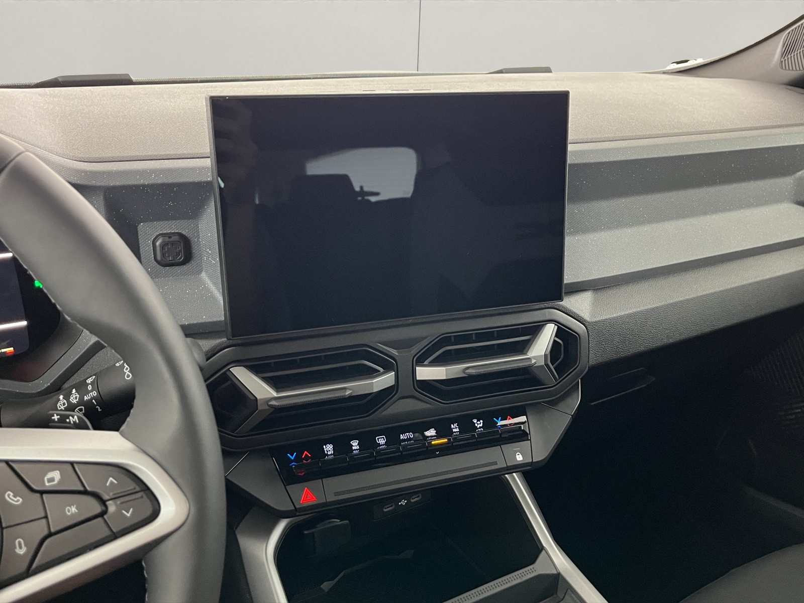 DACIA Bigster 1.2 Hybrid Journey 4WD-image-11