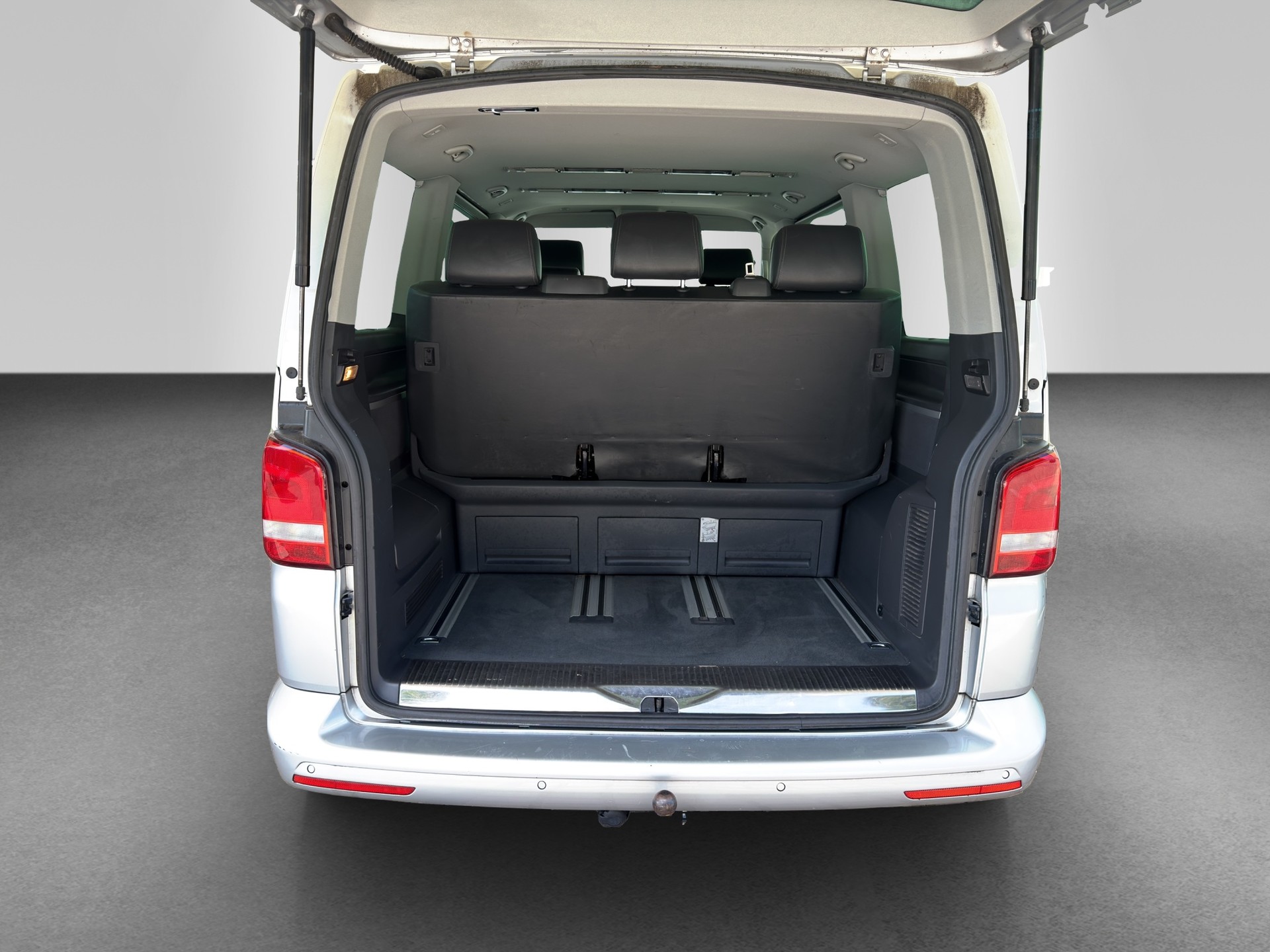 VW T5 Multivan 2.0 Bi-TDI CR Highline DSG-image-15
