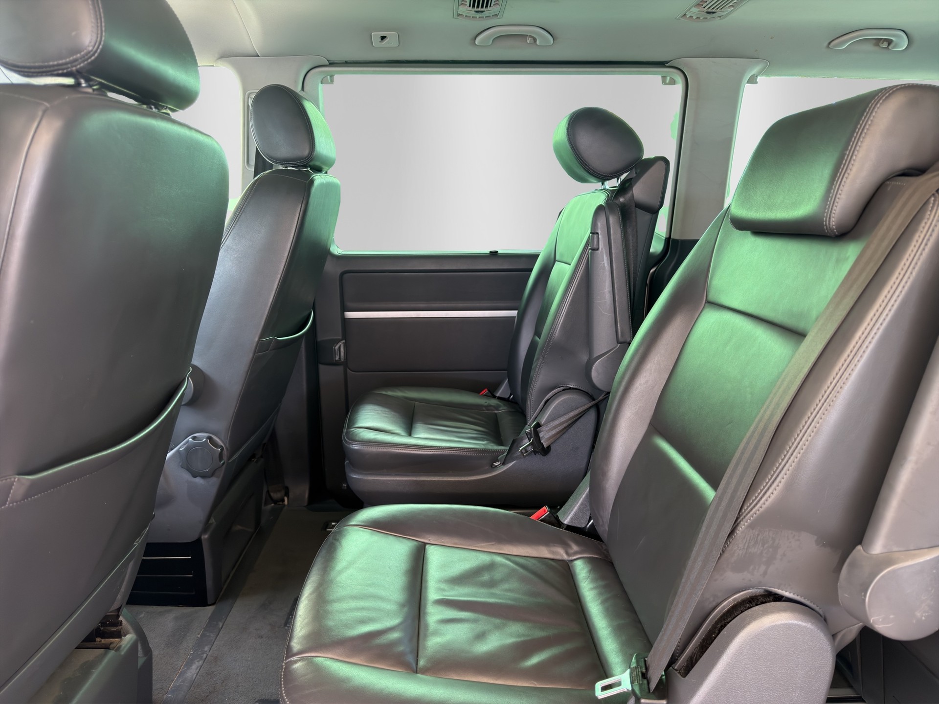 VW T5 Multivan 2.0 Bi-TDI CR Highline DSG-image-13