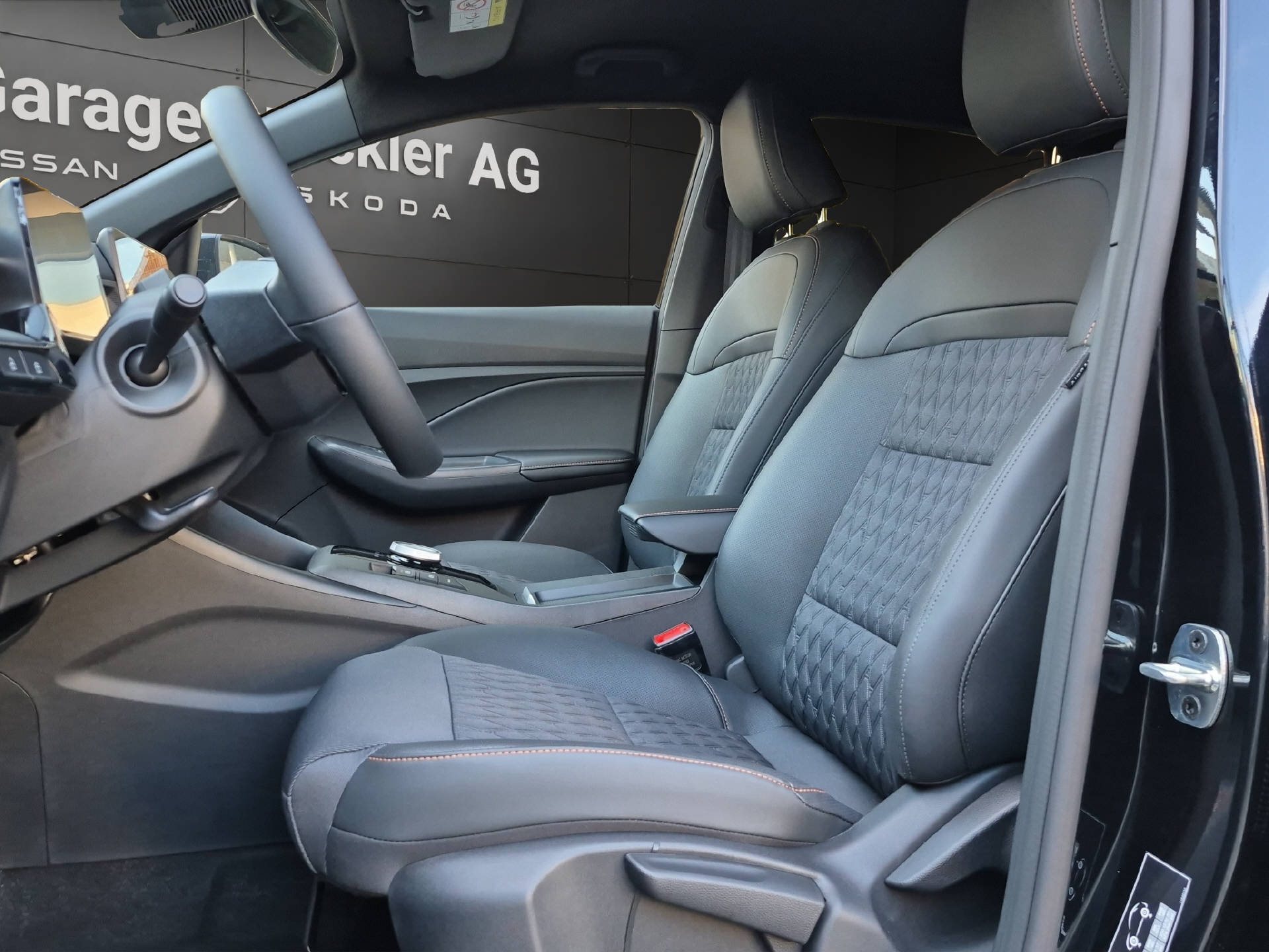 MG 3 1.5 Hybrid Luxury-image-9
