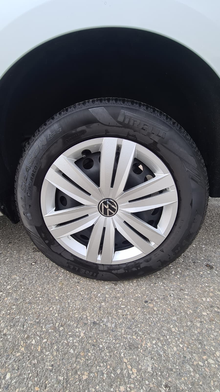 VW Caddy Cargo 2.0TDI Maxi DSG ** Gr-Navigationssystem ** RF-Kamera ** PDC V+H ** MF-Lenkrad mit Tempomat **Ab MFK & Service **-image-21