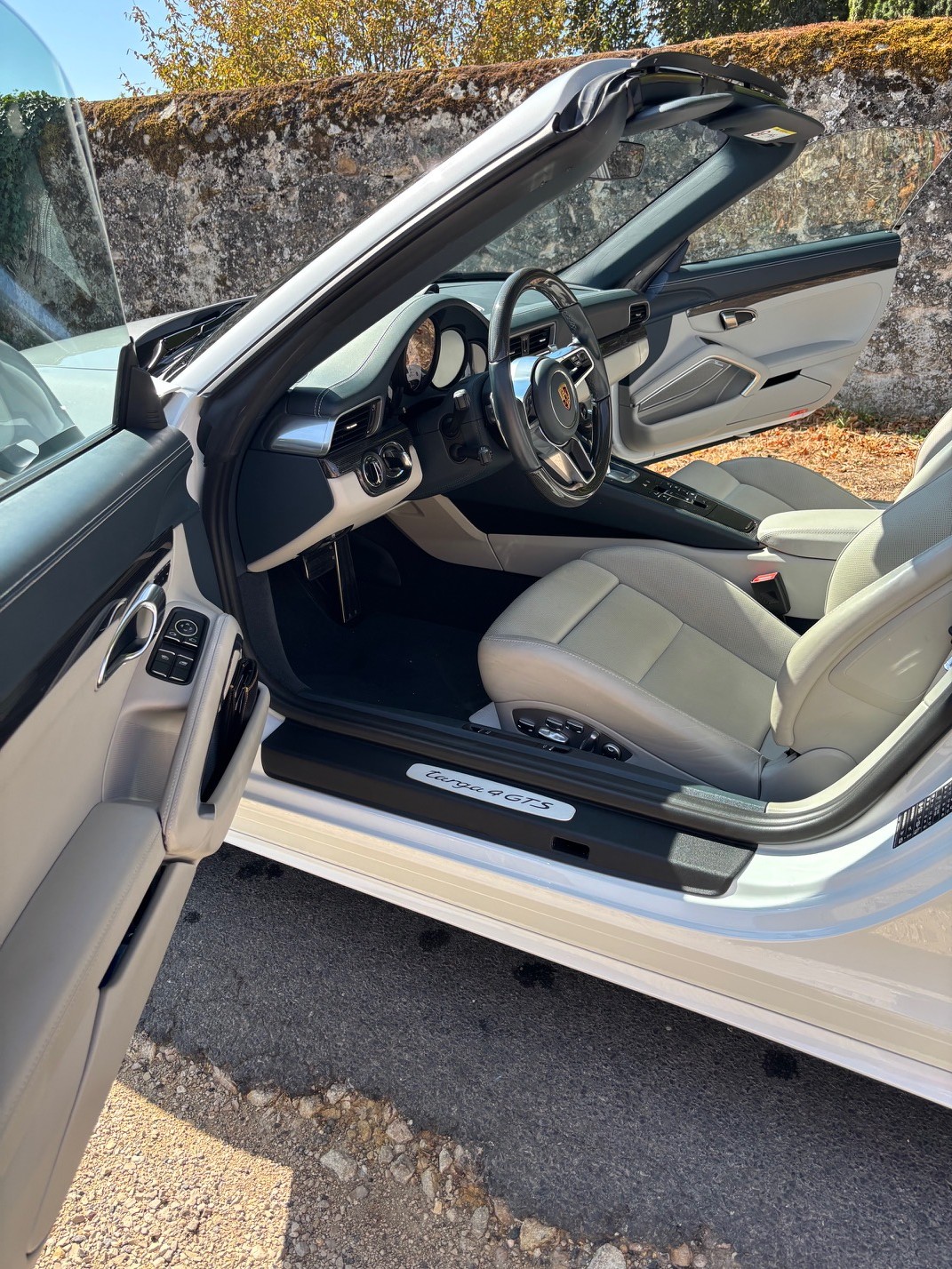 PORSCHE 3.0 Targa 4 GTS PDK-image-10