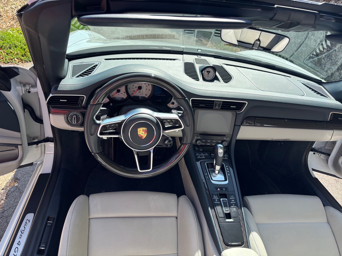 PORSCHE 3.0 Targa 4 GTS PDK-image-11