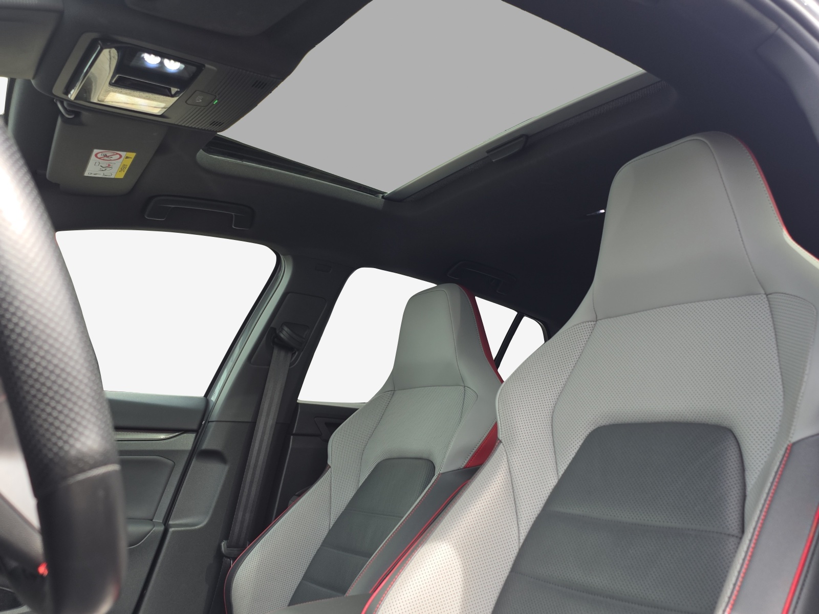 VW Golf 2.0 TSI GTI Clubsport DSG-image-14