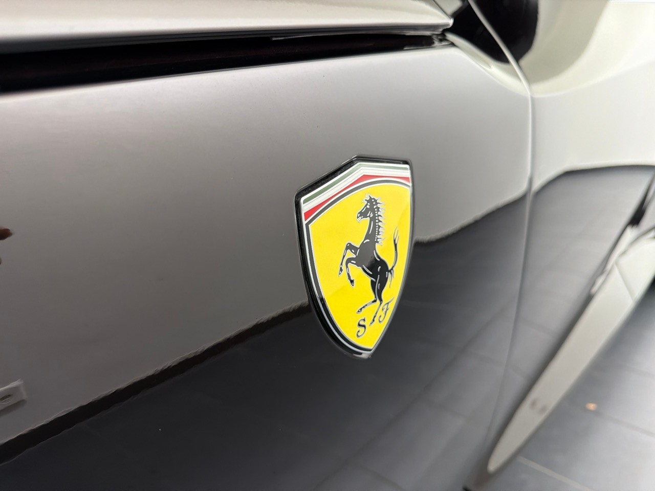 FERRARI Purosangue 6.5 V12-image-6