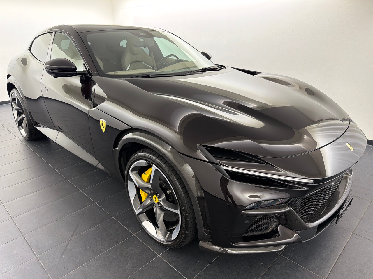 FERRARI Purosangue 6.5 V12-image-4