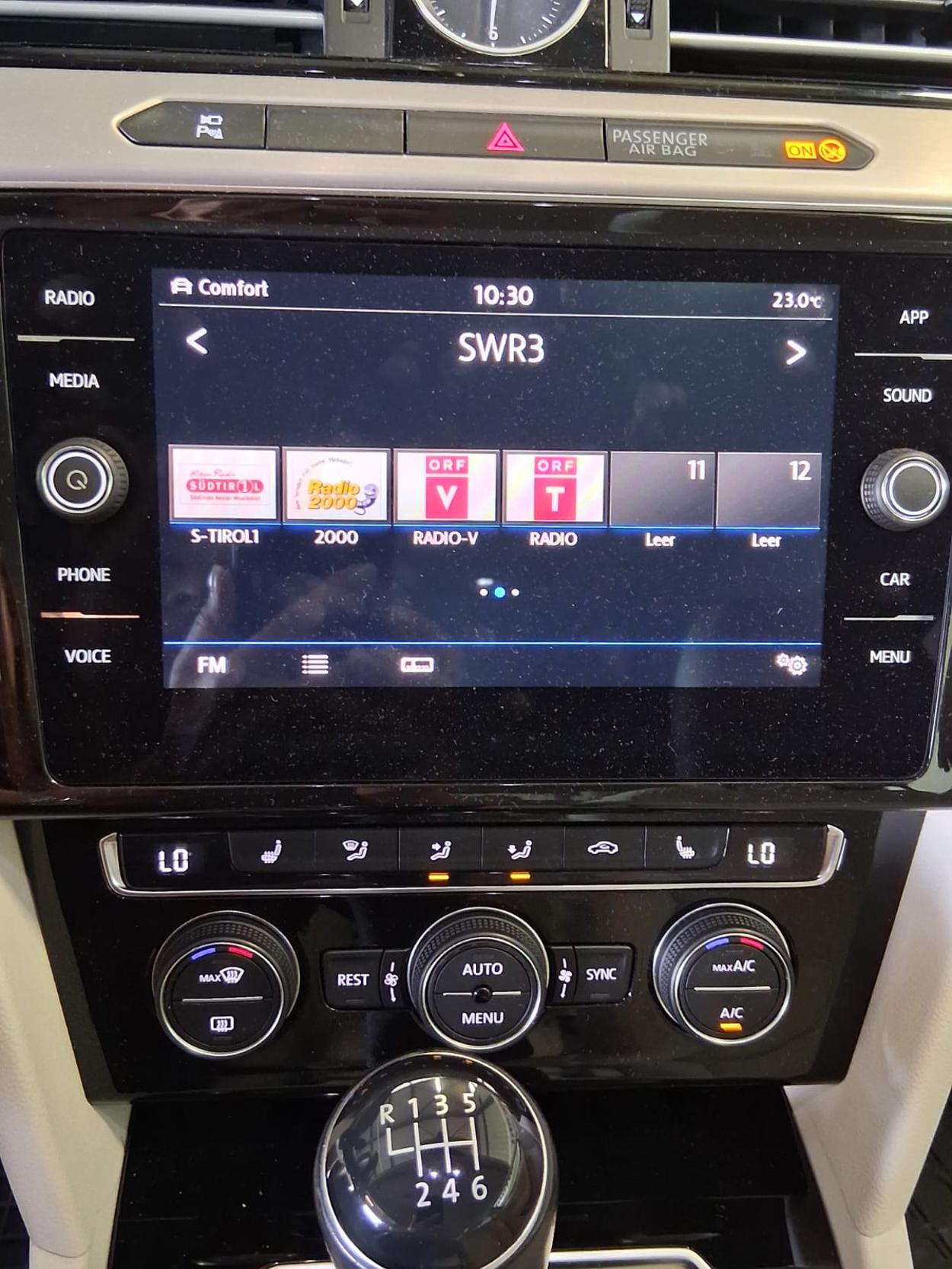 VW Passat Variant 2.0 TDI 150 SCR Family 4m-image-18