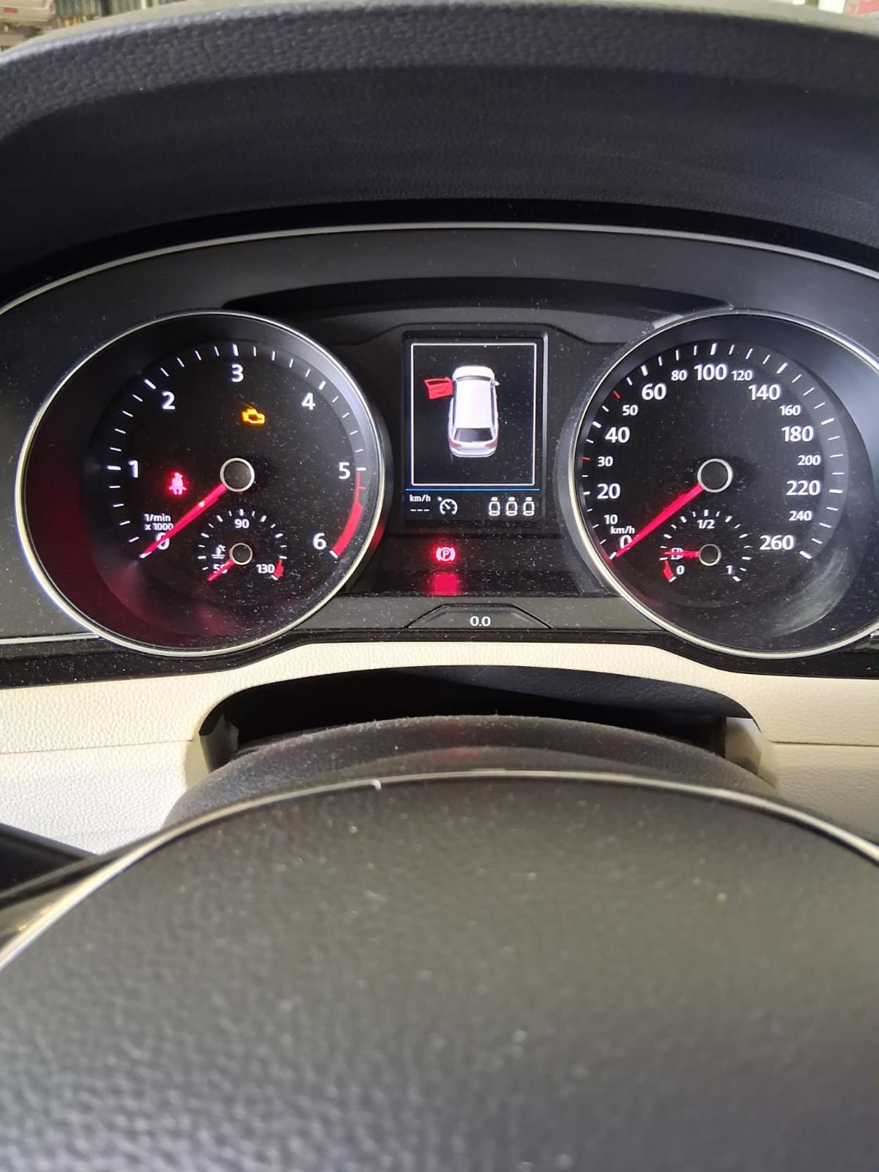 VW Passat Variant 2.0 TDI 150 SCR Family 4m-image-12