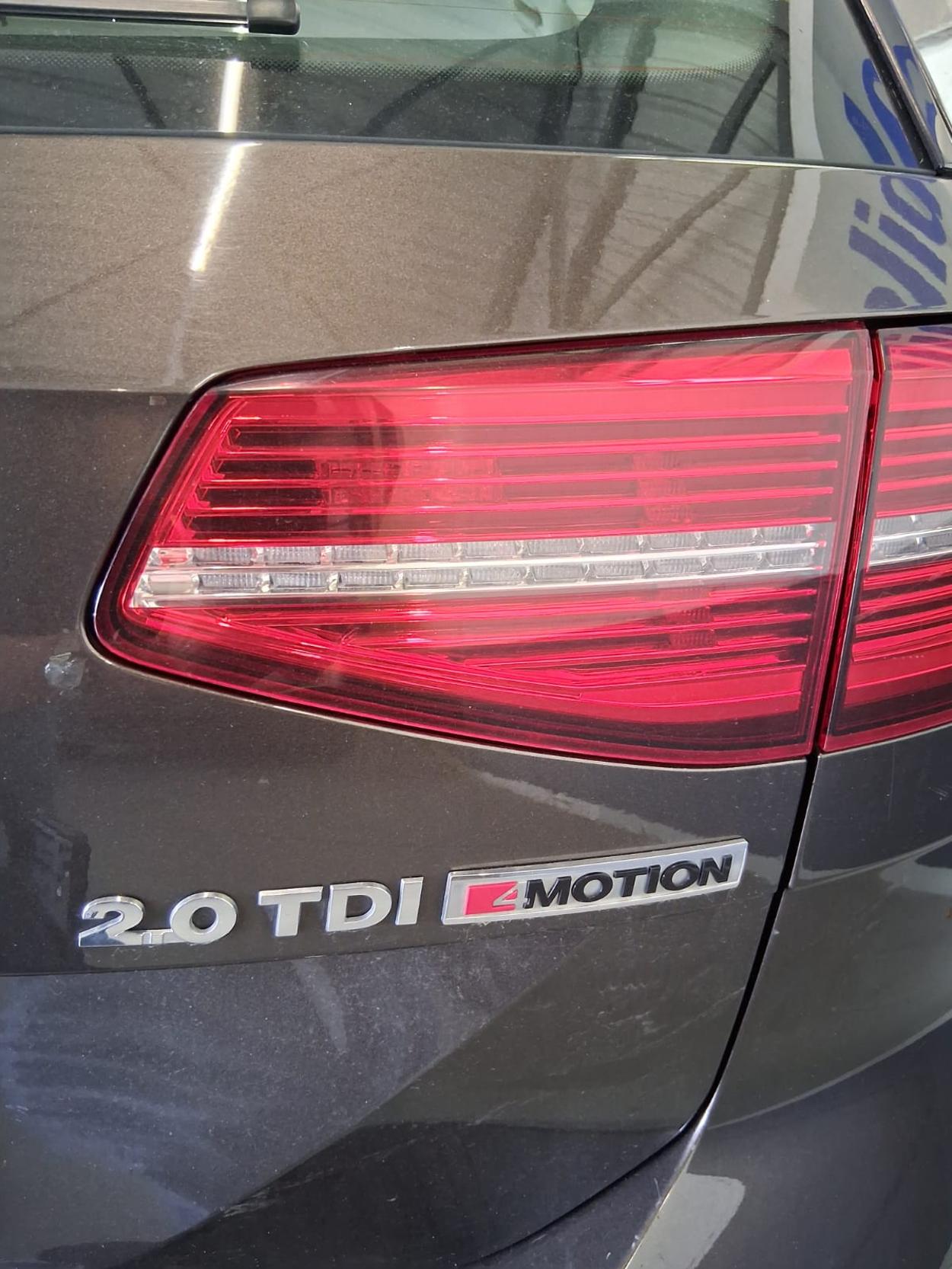 VW Passat Variant 2.0 TDI 150 SCR Family 4m-image-20