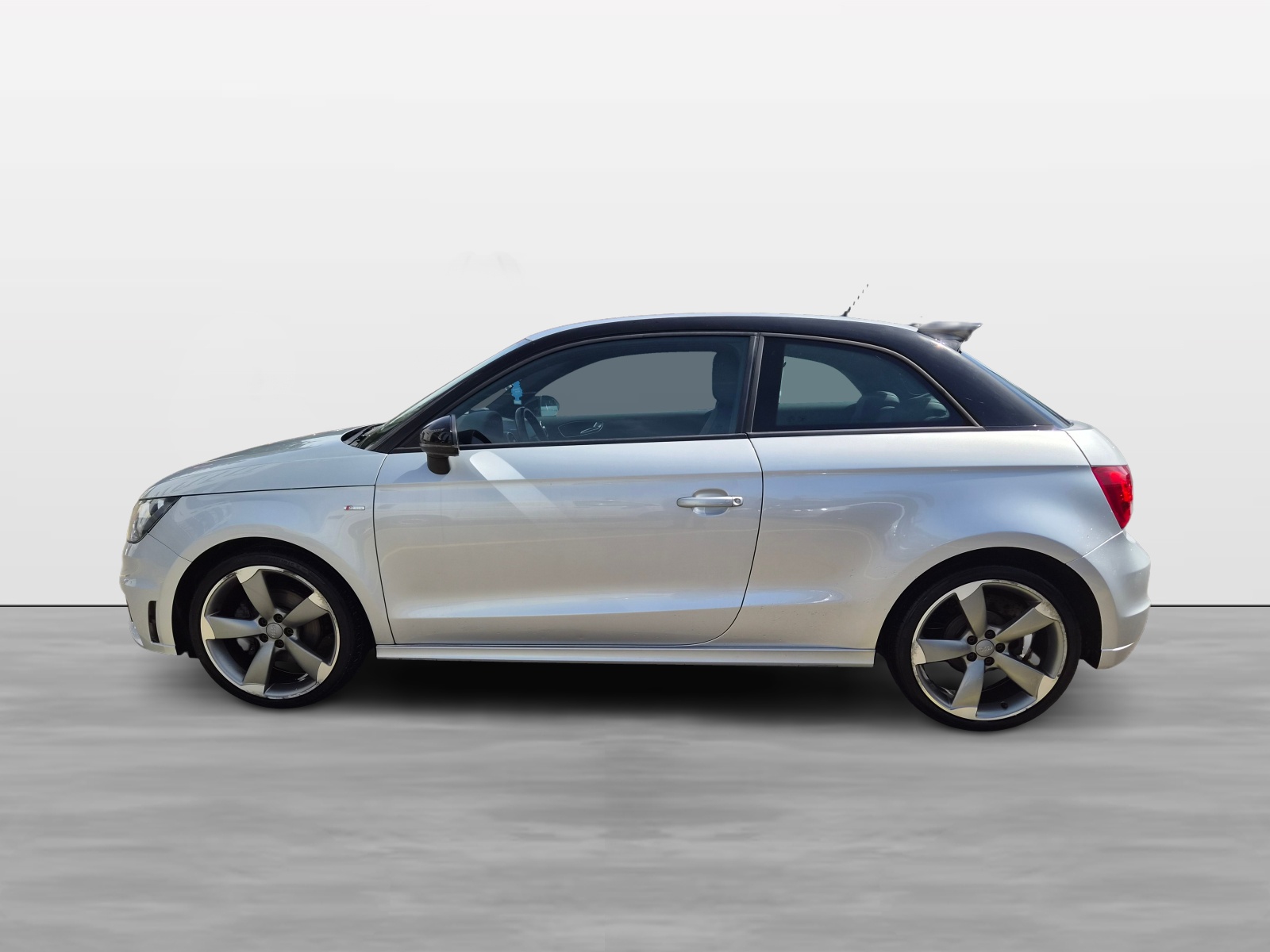 AUDI A1 Sportback Sport 1.4 TFSI S-Line S-tronic-image-3