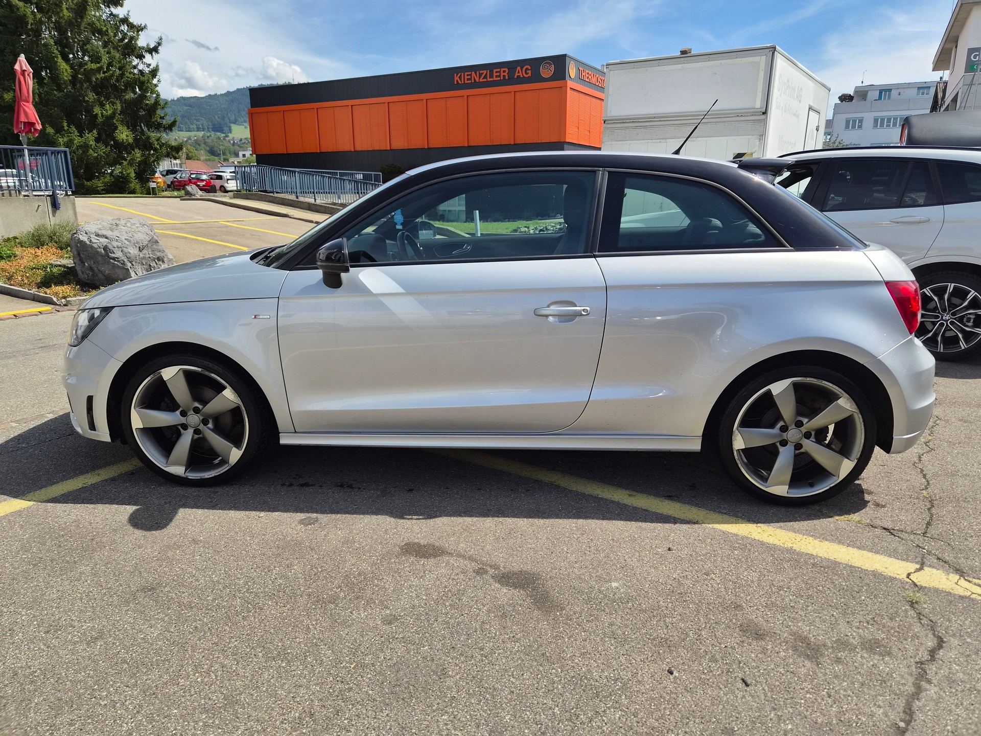AUDI A1 Sportback Sport 1.4 TFSI S-Line S-tronic-image-3
