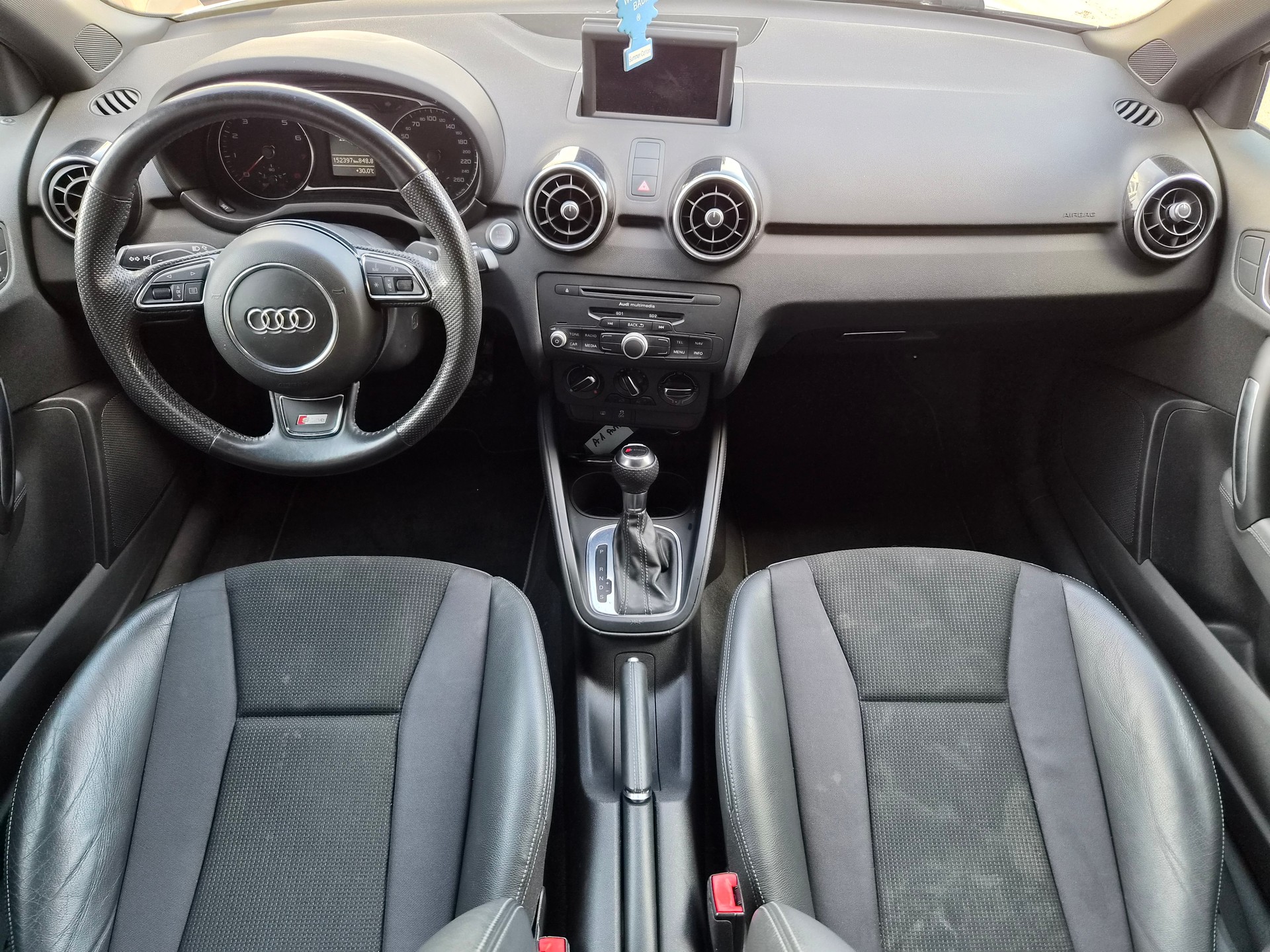 AUDI A1 Sportback Sport 1.4 TFSI S-Line S-tronic-image-10