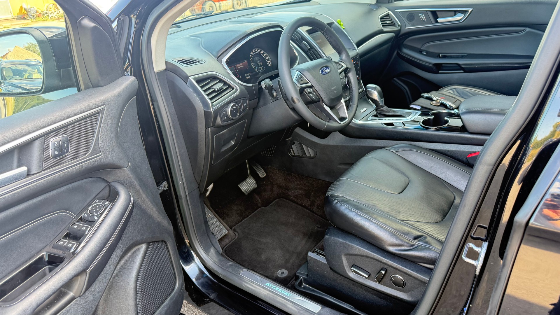 FORD Edge 2.0 TDCi Titanium 4WD PowerShift-image-14