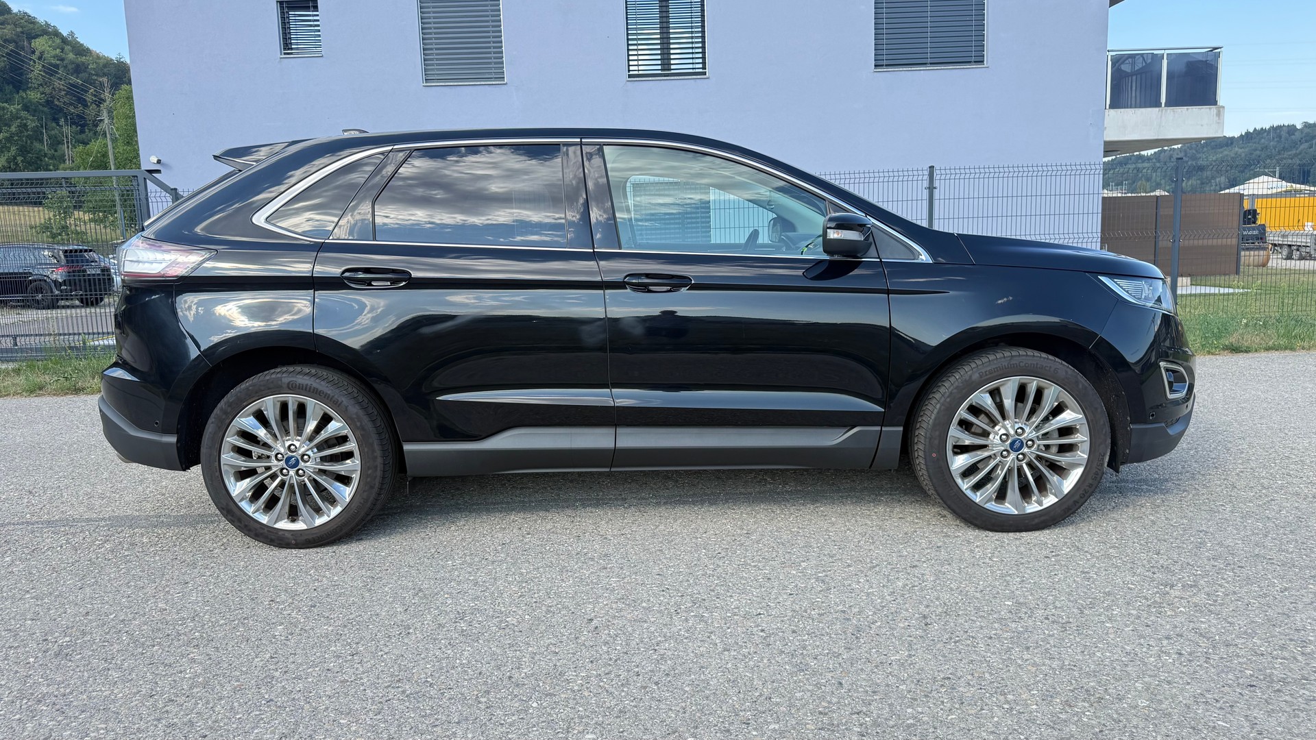 FORD Edge 2.0 TDCi Titanium 4WD PowerShift-image-3