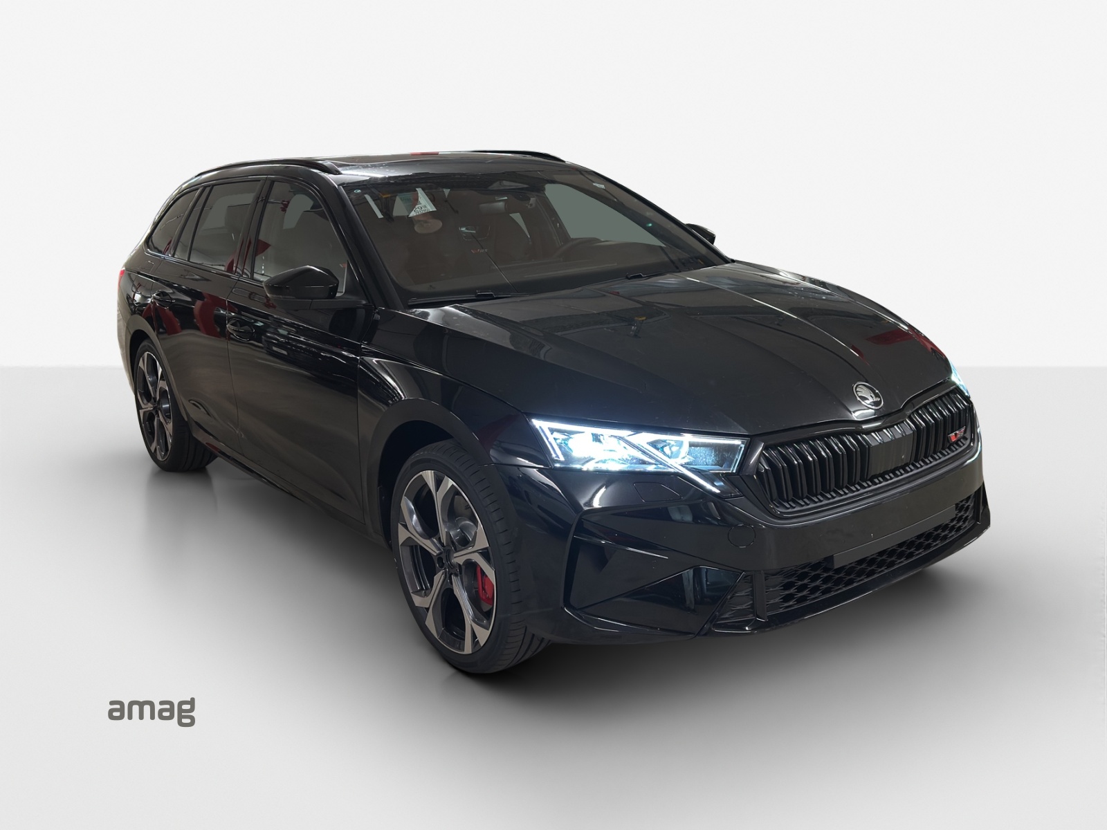 SKODA Octavia Combi 2.0 TSI DSG RS-image-5