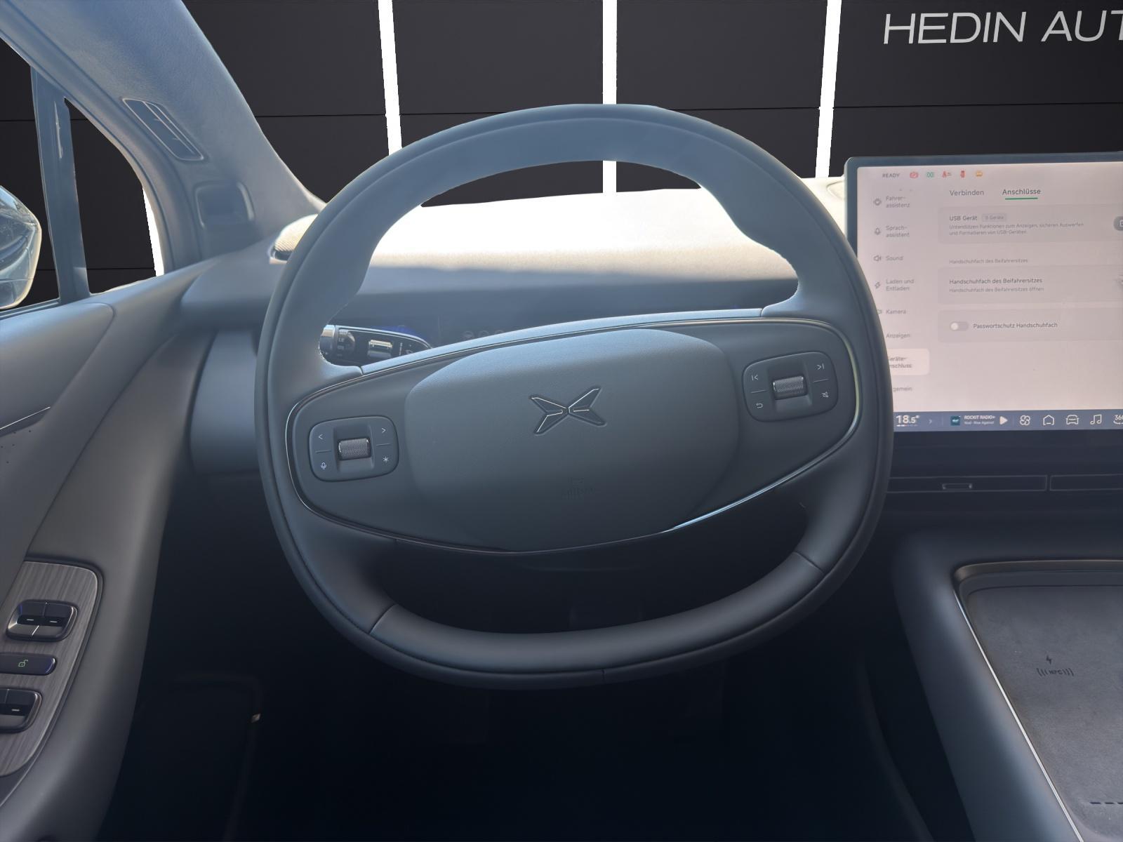 XPENG P7+ Performance AWD-image-5