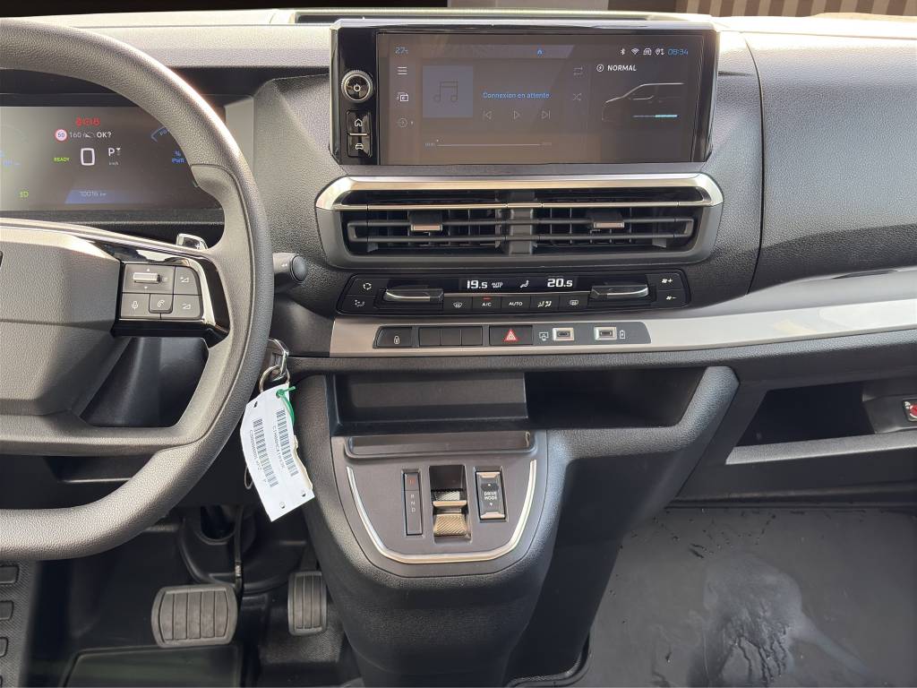 PEUGEOT e-Traveller Business 50 Standard-image-13