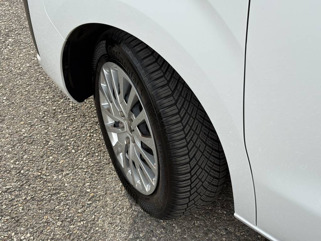 PEUGEOT e-Traveller Business 50 Standard-image-11