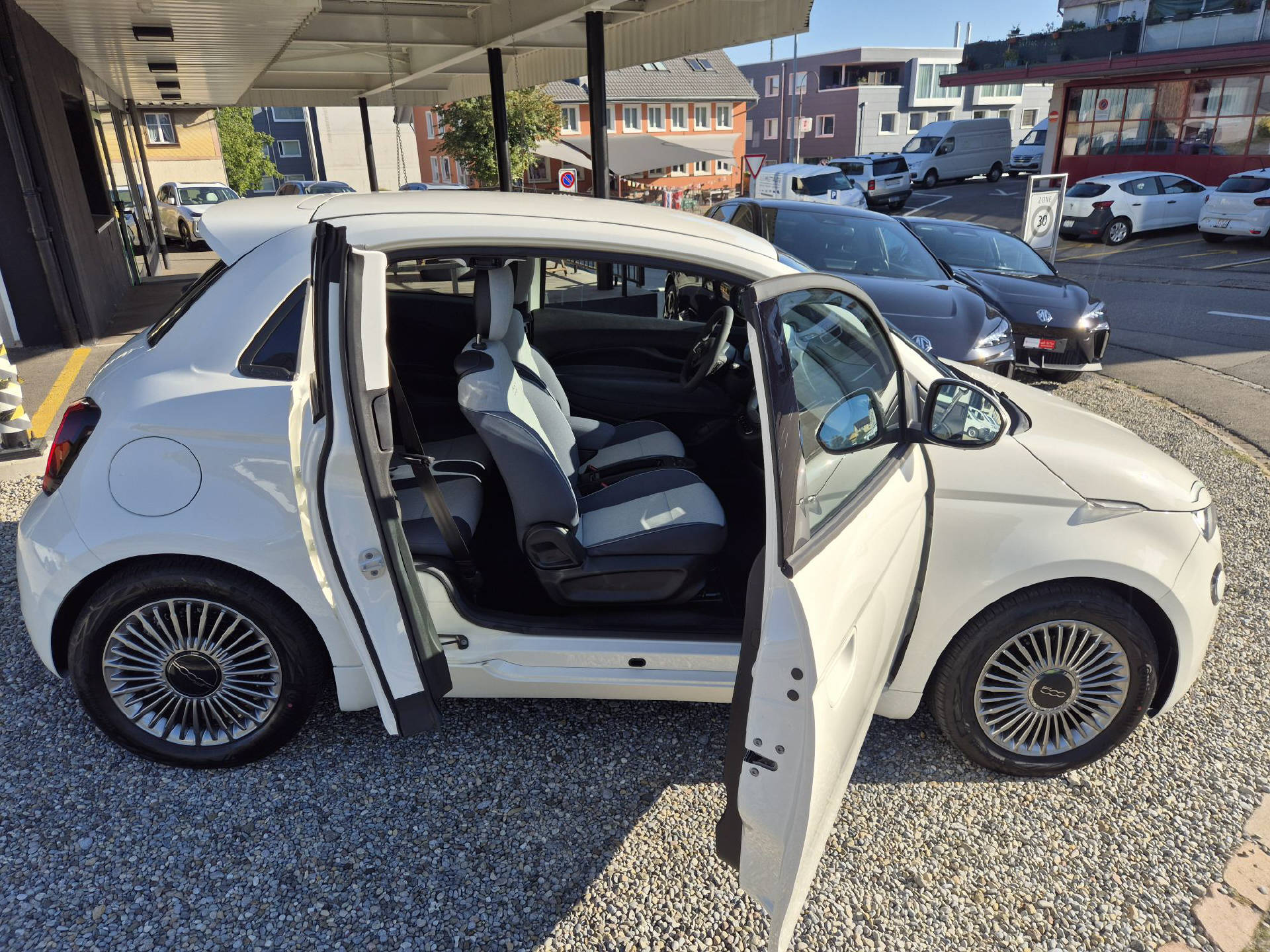 FIAT 500 Icon 3+1-42 kWh-image-8