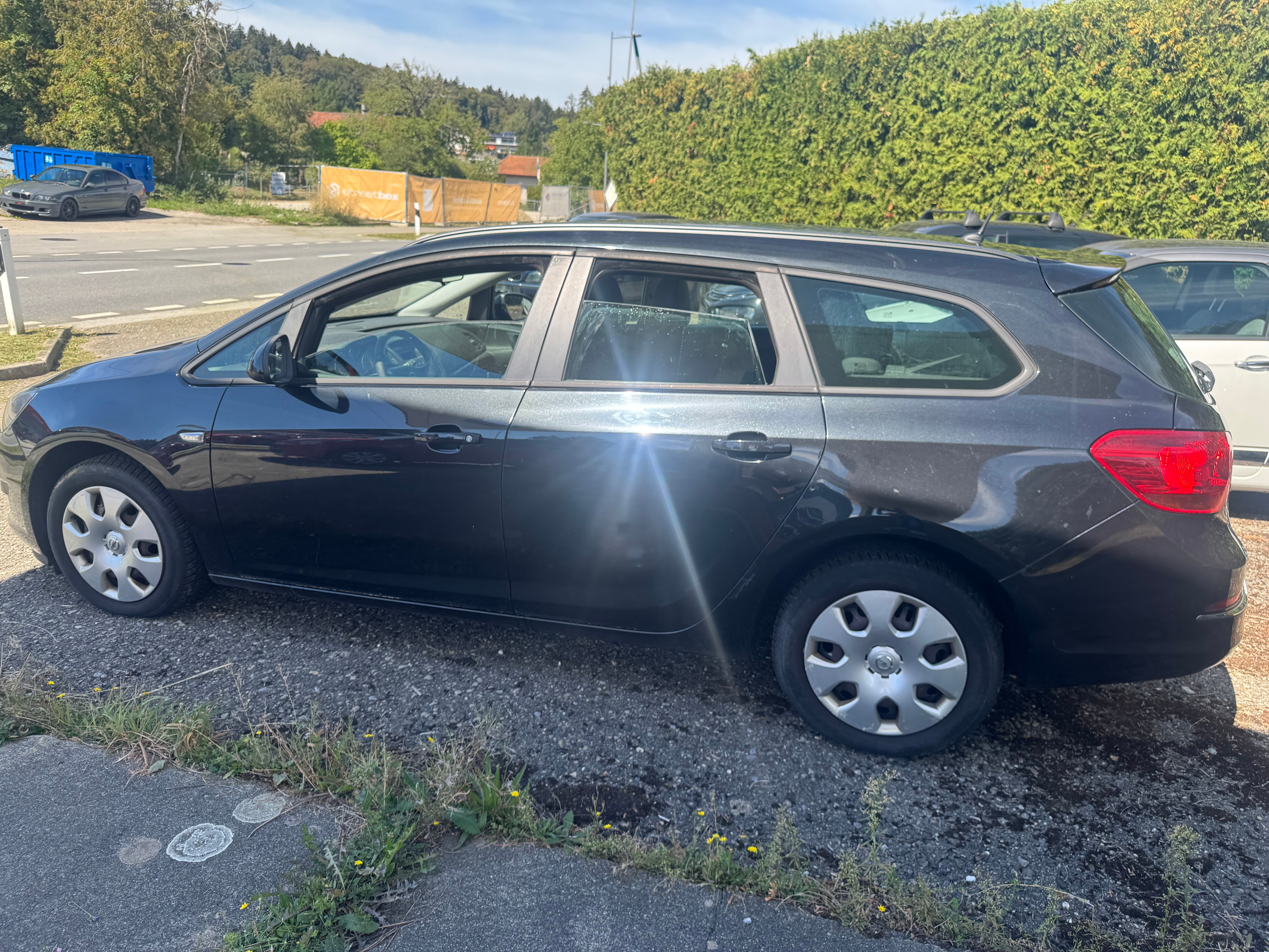 OPEL Astra SportsTourer 1.6i 16V — slika 1