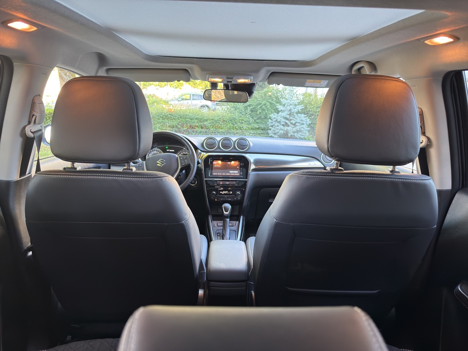 SUZUKI Vitara 1.5 Hybrid Edition 35 Top 4x4 AGS-image-7