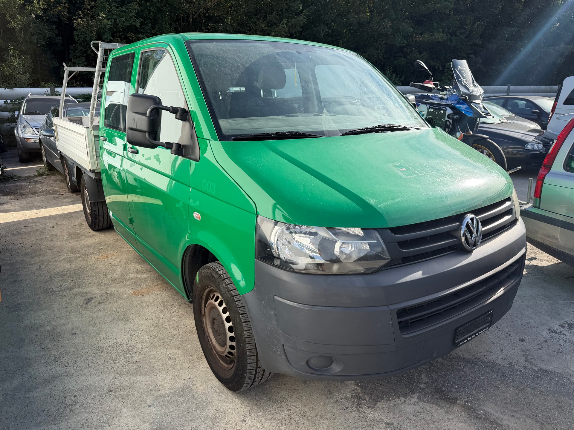 VW T5 2.0 TDI-showroom-element-1