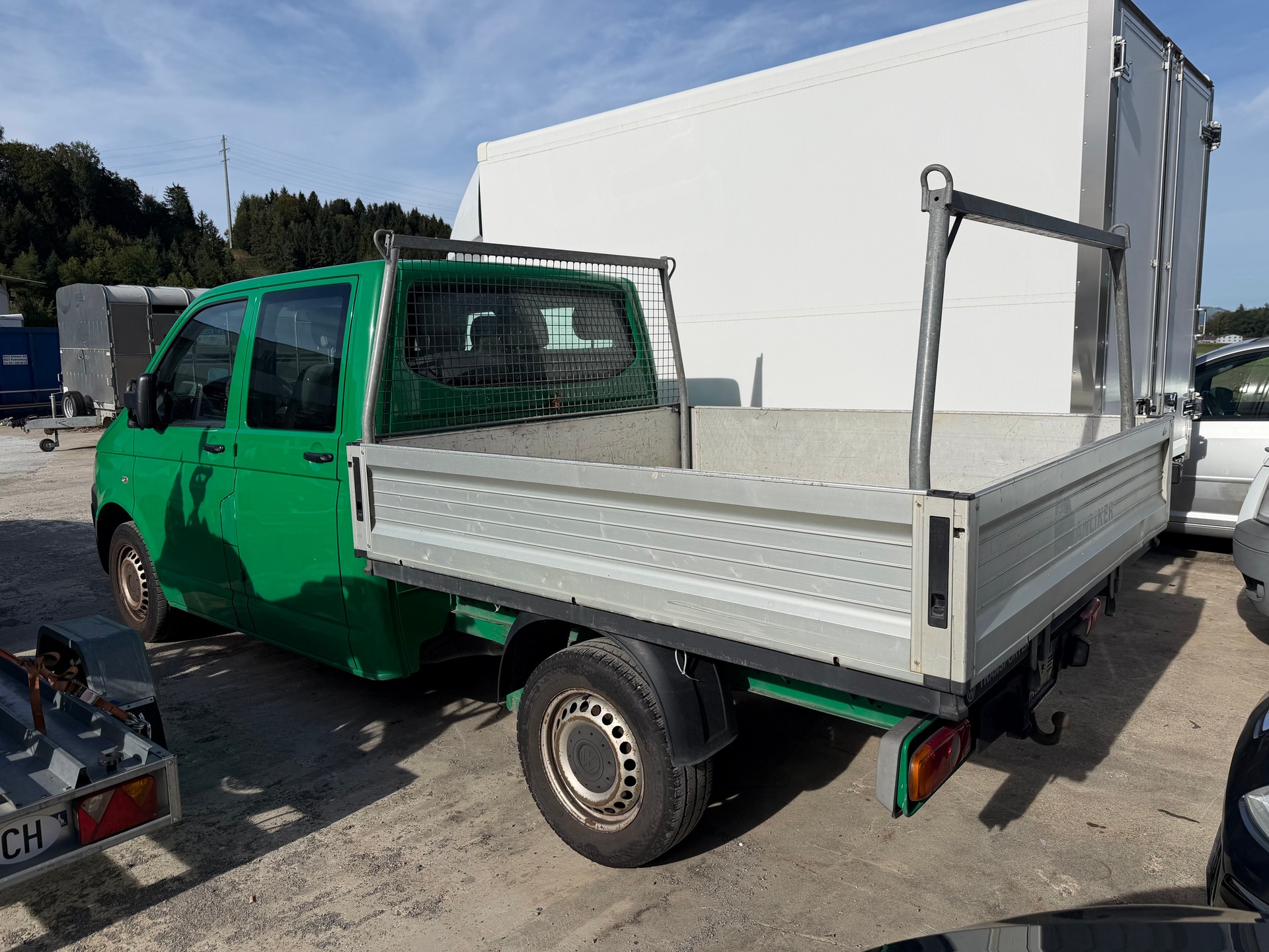 VW T5 2.0 TDI-showroom-element-3