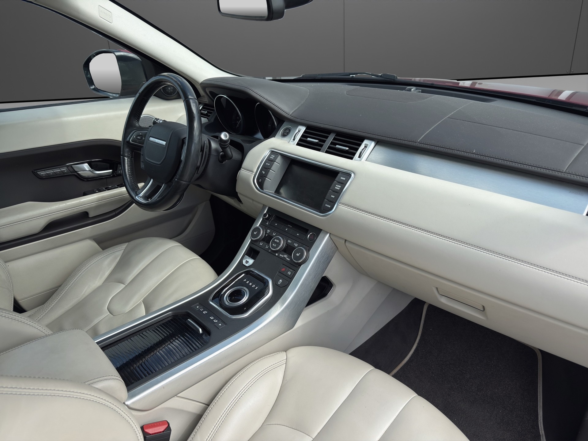LAND ROVER Range Rover Evoque 2.2 SD4 Prestige AT9-image-11