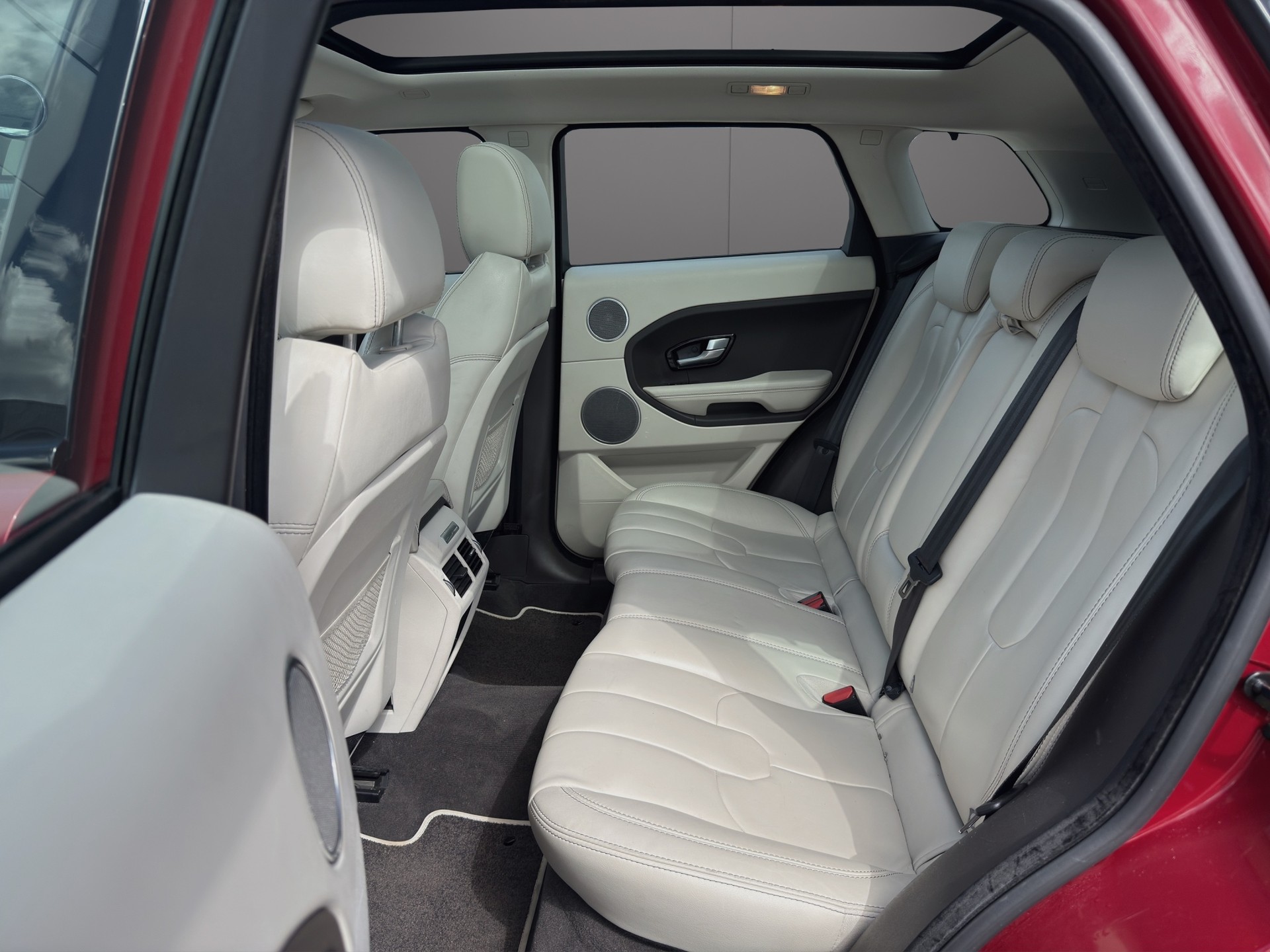 LAND ROVER Range Rover Evoque 2.2 SD4 Prestige AT9-image-7