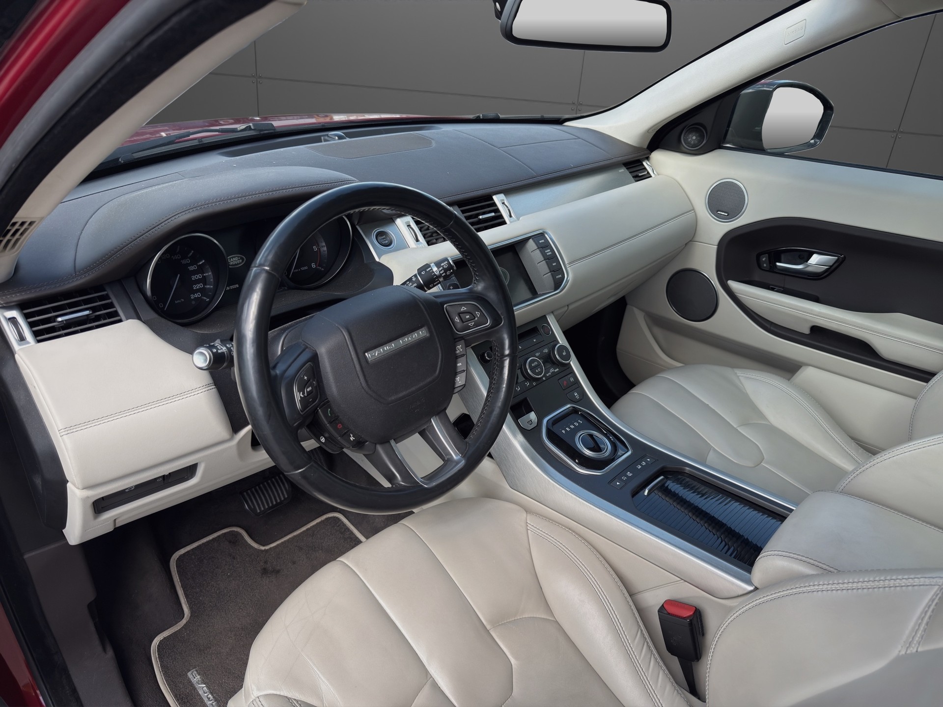 LAND ROVER Range Rover Evoque 2.2 SD4 Prestige AT9-image-6