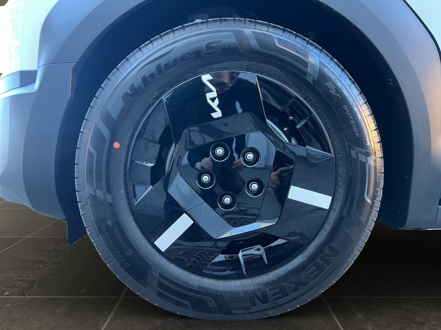 KIA PV5 Cargo 51.5 kWh Essential-image-16