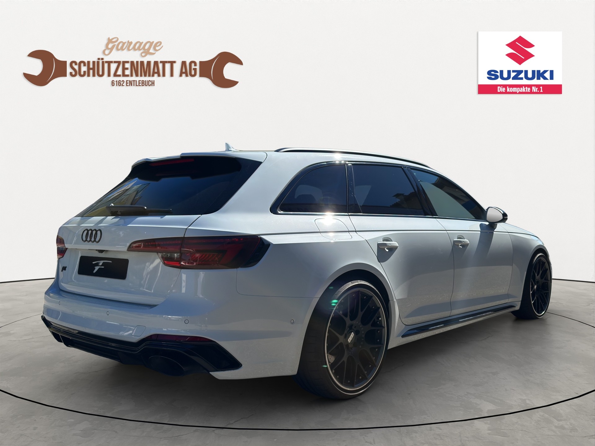AUDI RS4 Avant 2.9 TFSI quattro tiptronic-image-3